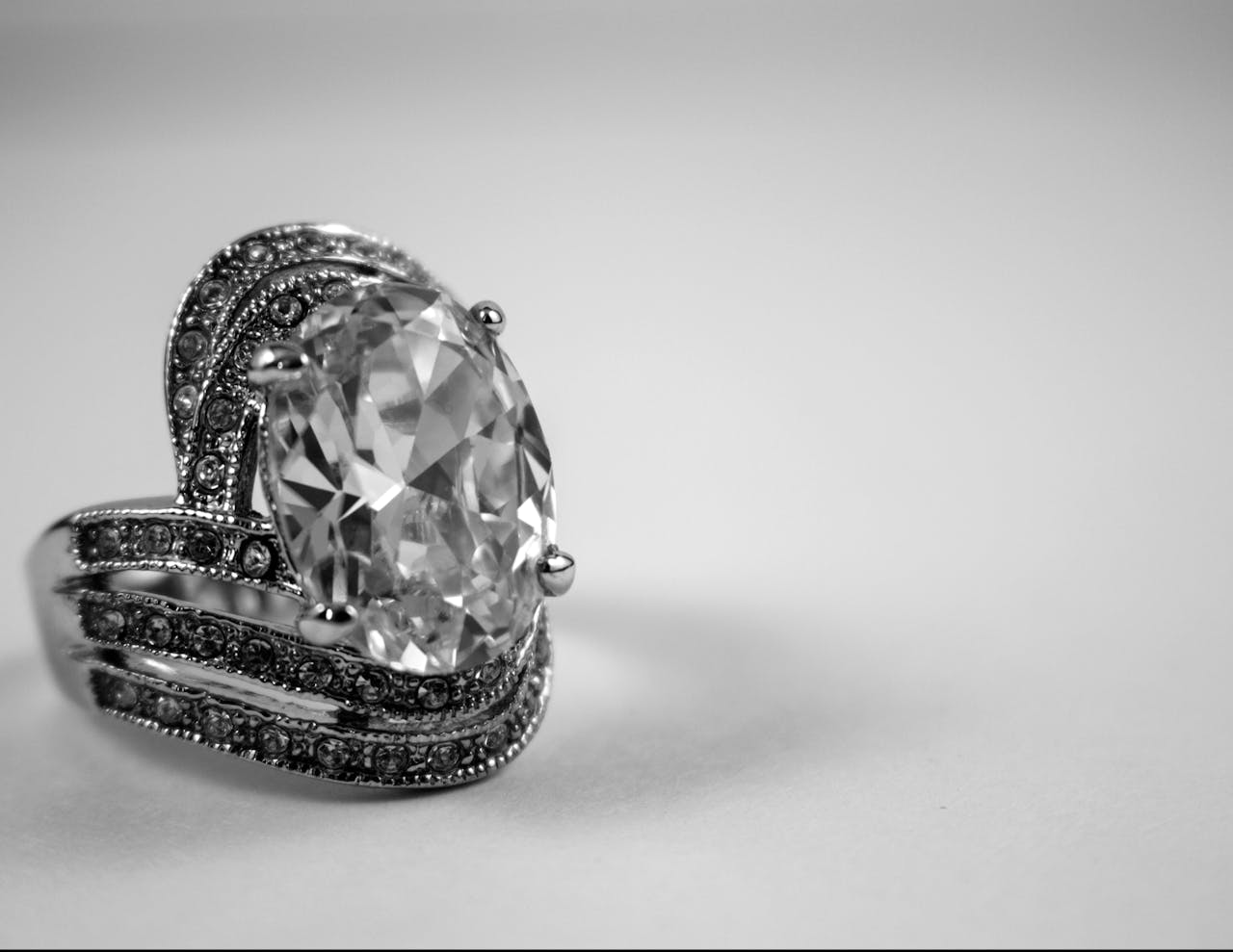How to Clean Different Types of Jewelry: A Comprehensive Guide