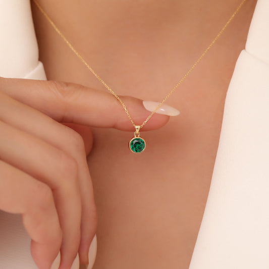 Round Emerald Bezel Necklace in 14K Solid Gold | May Birthstone Pendant Queen Jewelry Necklace
