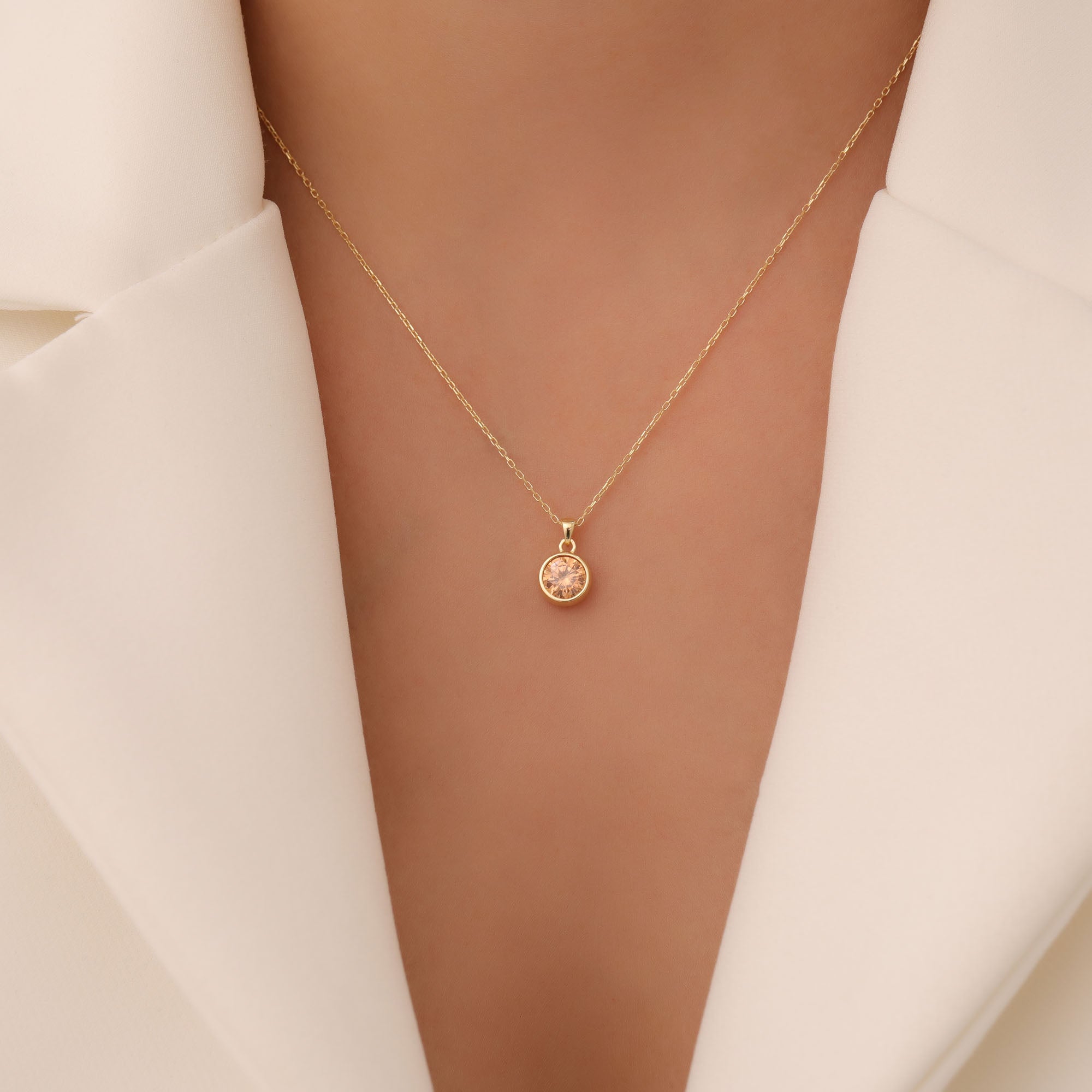 Round Citrine Bezel Necklace in 14K Solid Gold | November Birthstone Pendant Queen Jewelry Necklace