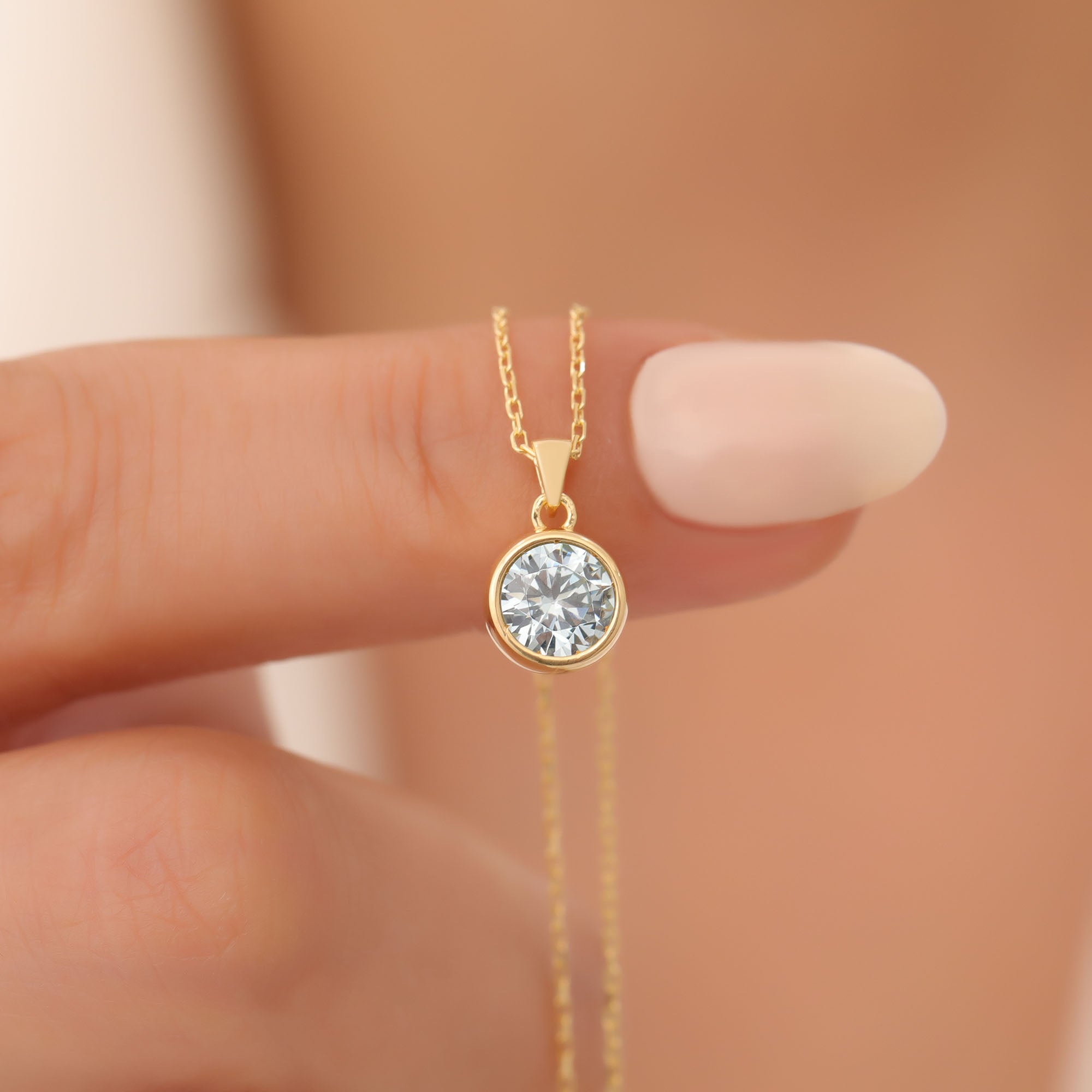 Round Aquamarine Bezel Necklace in 14K Solid Gold | March Birthstone Pendant Queen Jewelry Necklace