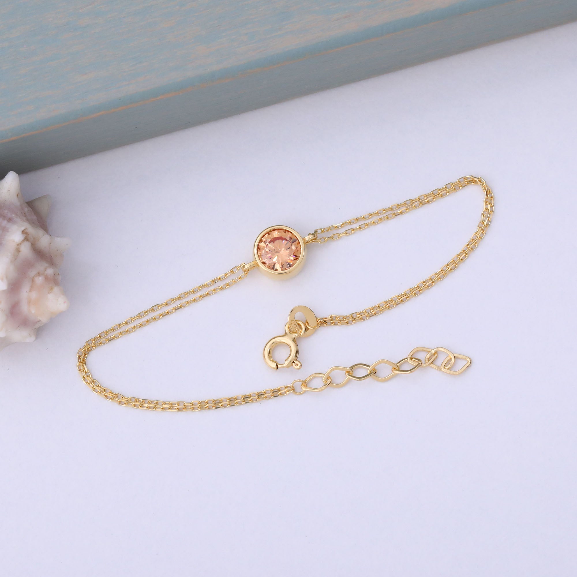 Round Citrine Bezel Bracelet in 14K Solid Gold | November Birthstone Queen Jewelry Bracelet