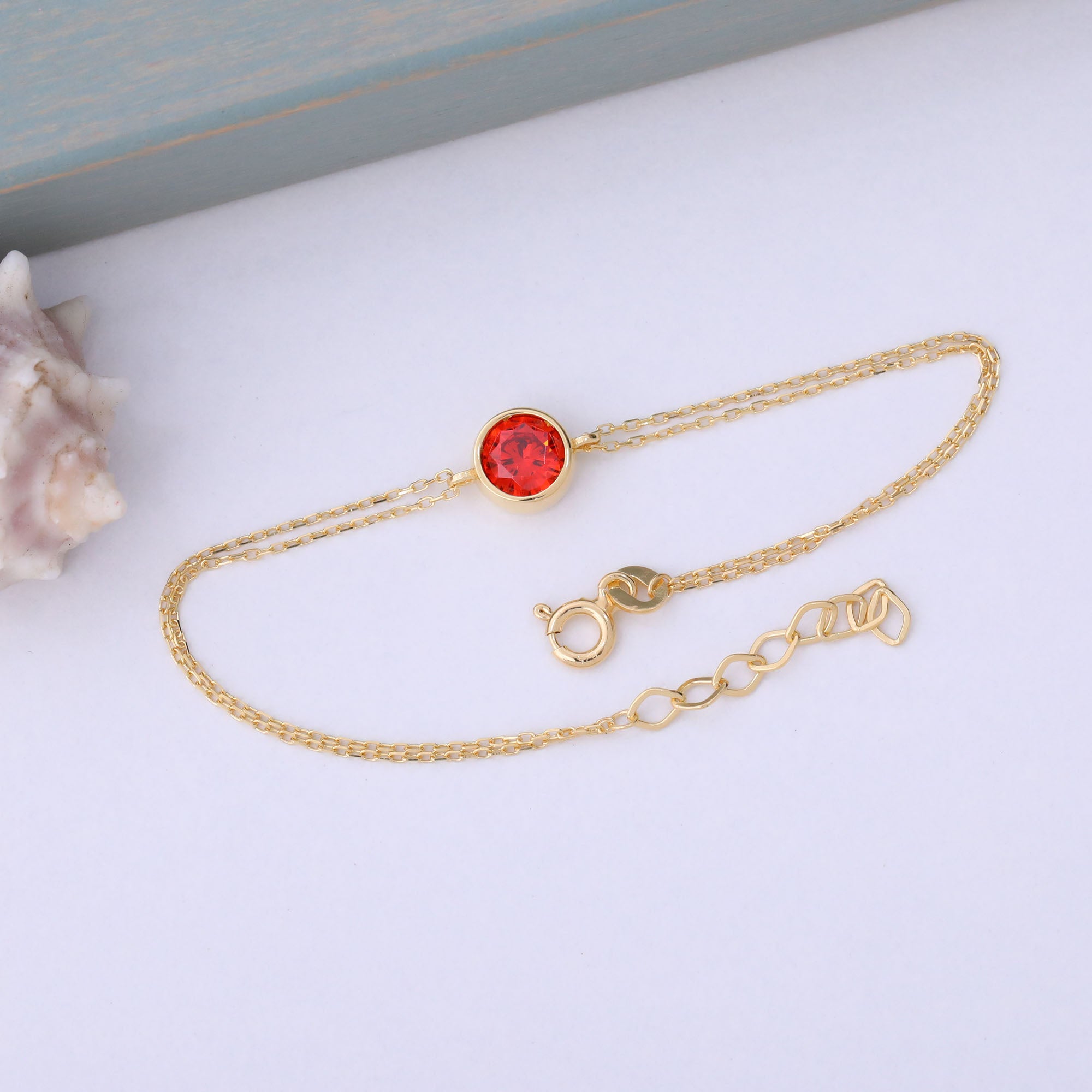 Round Garnet Bezel Bracelet in 14K Solid Gold | January Birthstone Queen Jewelry Bracelet
