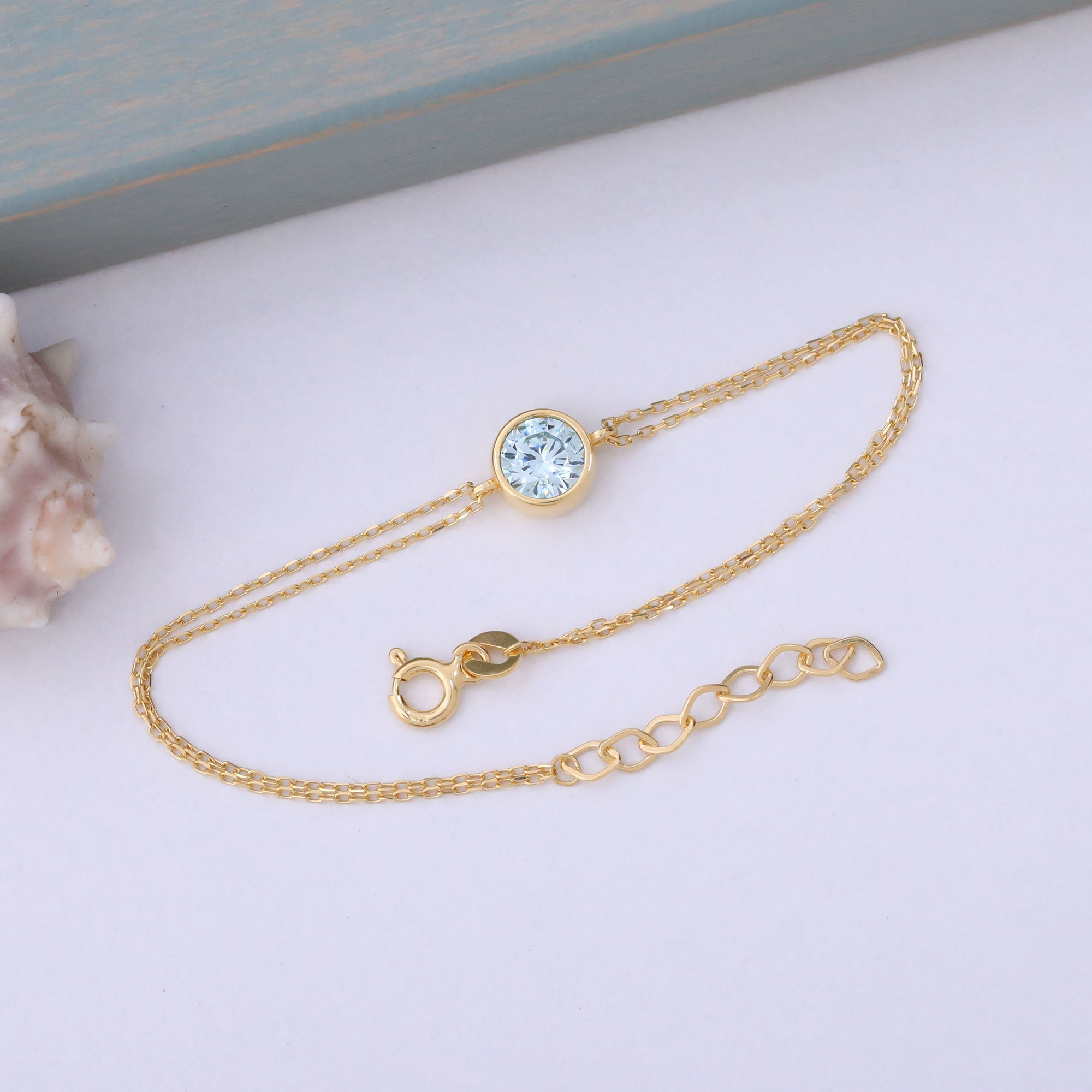 Round Aquamarine Bezel Bracelet in 14K Solid Gold | March Birthstone Queen Jewelry Bracelet