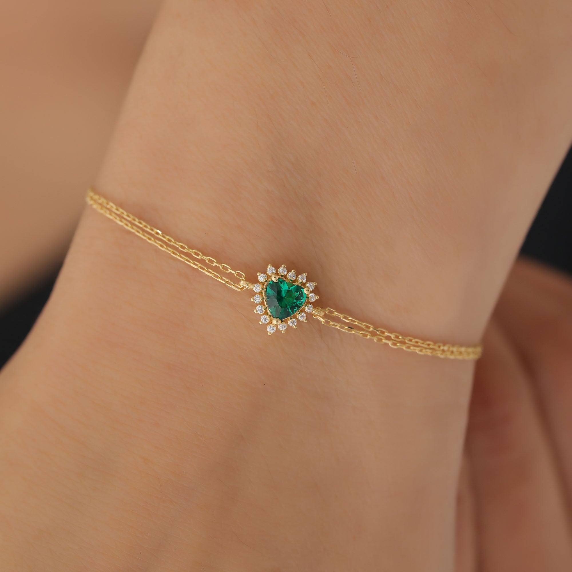 Emerald Heart Bracelet by 16 Real Diamonds in 14K Solid Gold, May Birthstone Jewelry Queen Jewelry Bracelet