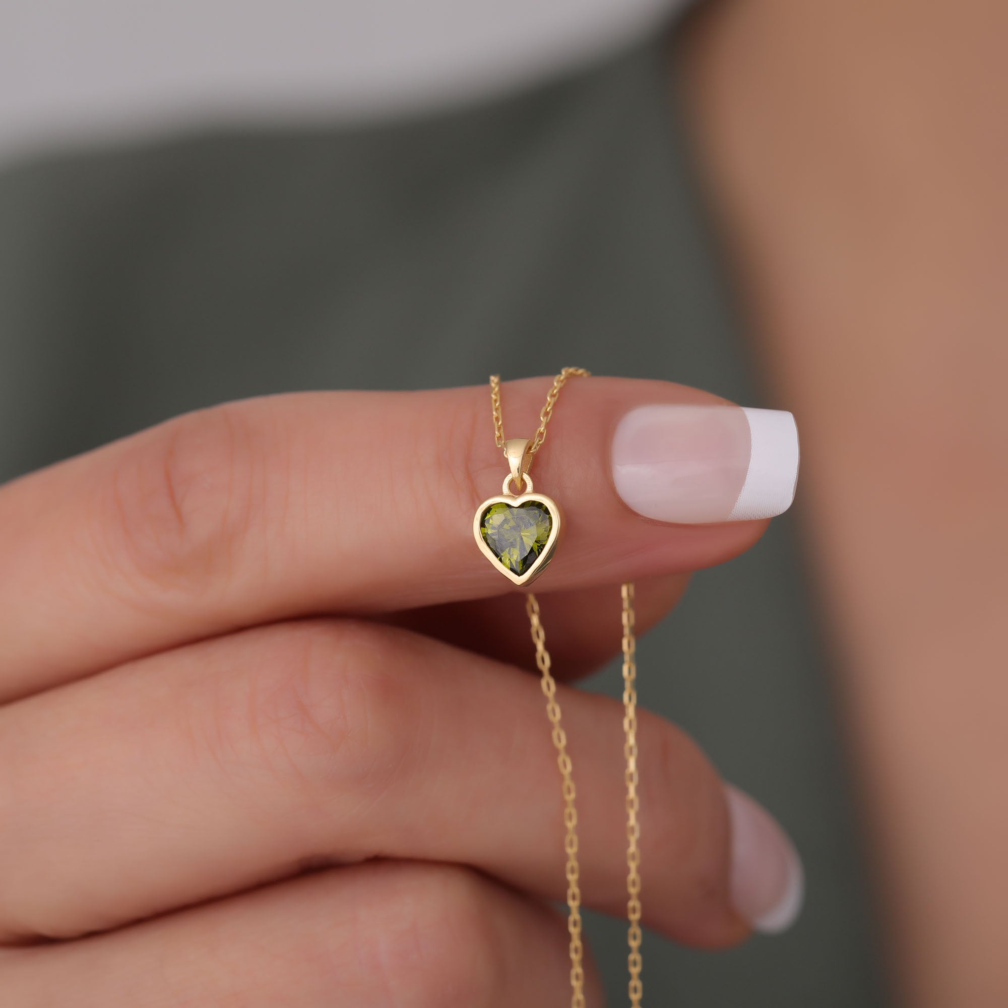 Heart Peridot Bezel Necklace in 14K Solid Gold, August Birthstone Charm Pendant Queen Jewelry Necklace