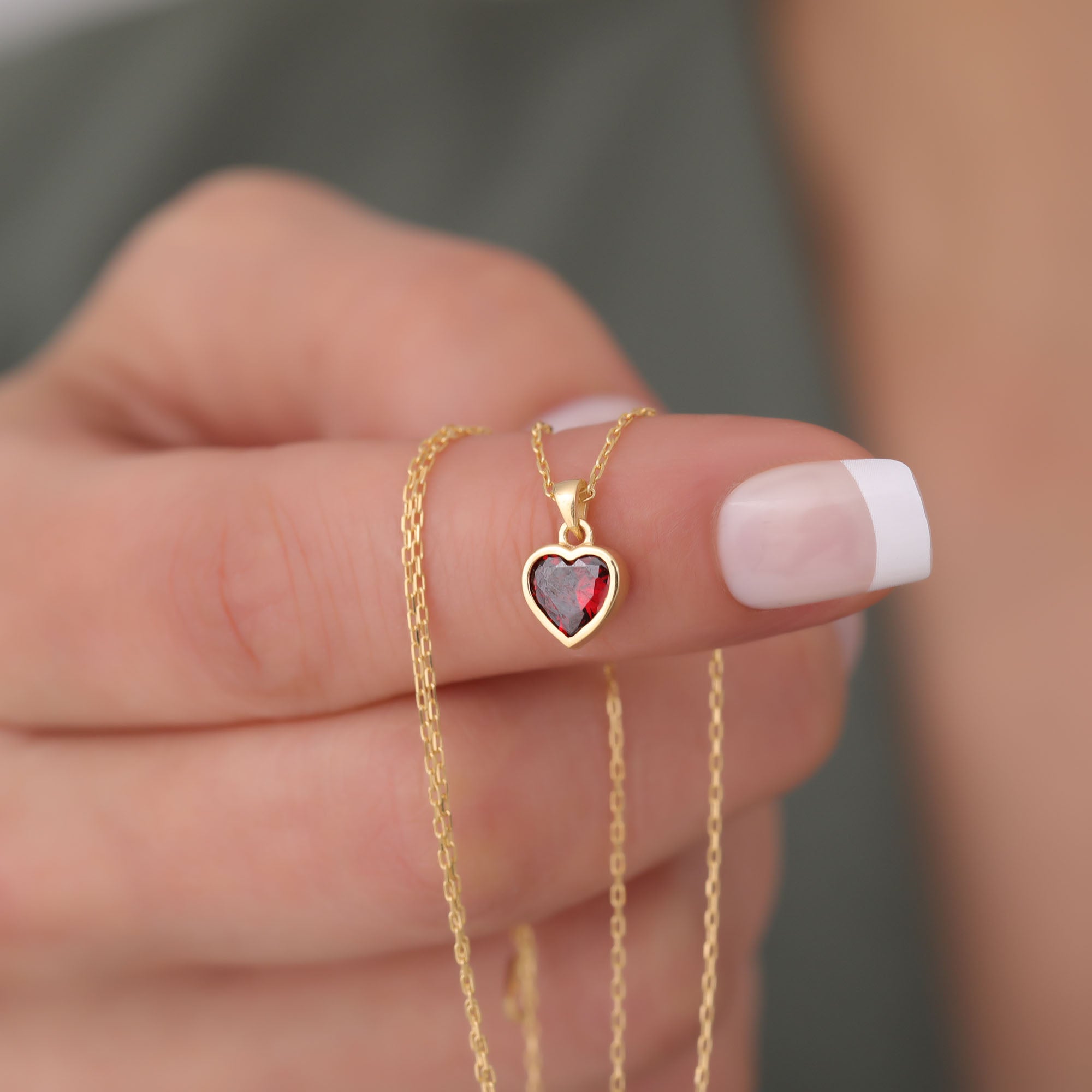 Heart Garnet Bezel Necklace in 14K Solid Gold, January Birthstone Charm Pendant Queen Jewelry Necklace