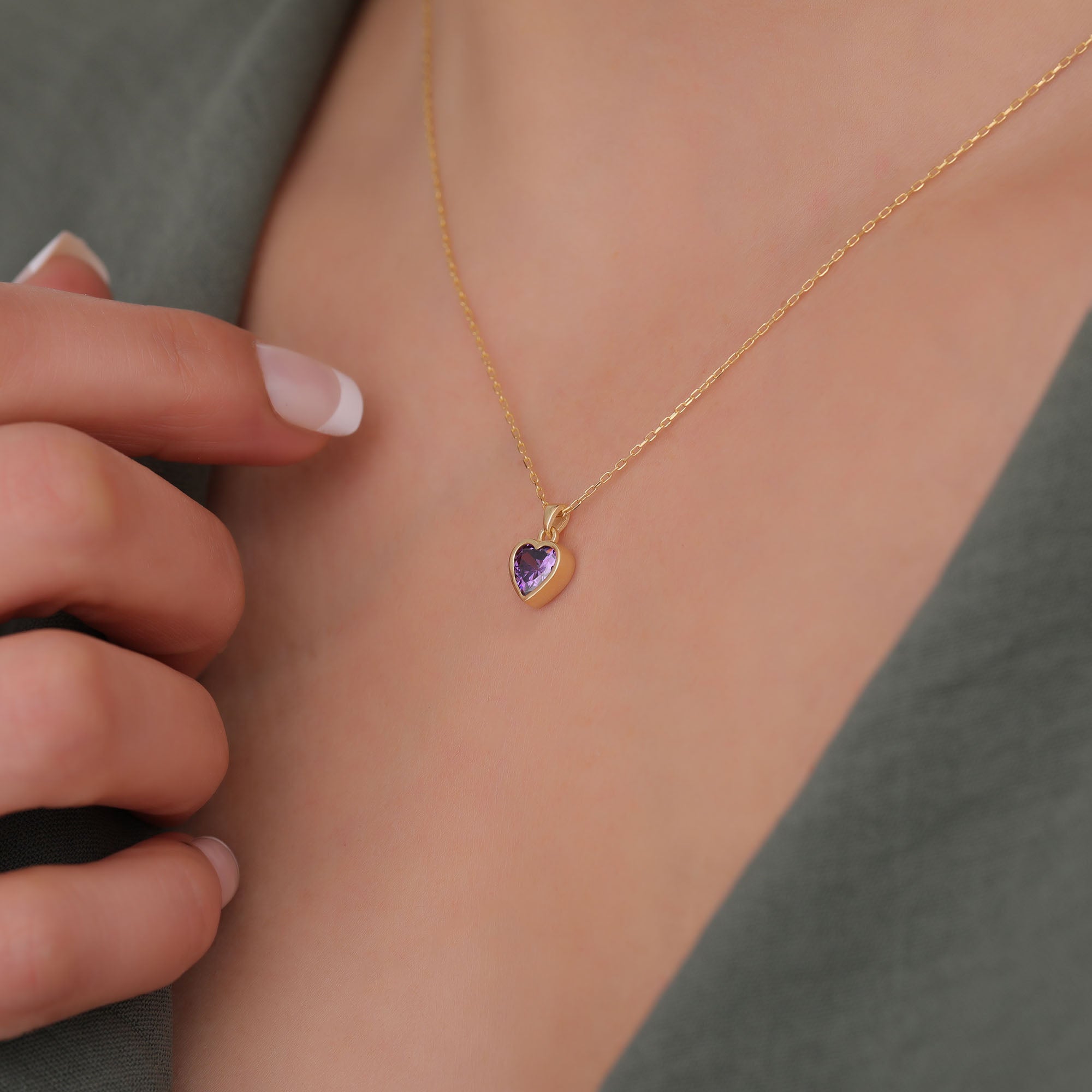 Heart Amethyst Bezel Necklace in 14K Solid Gold, February Birthstone Charm Pendant Queen Jewelry Necklace