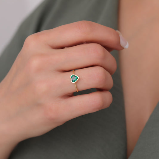 Heart Emerald Bezel Ring in 14K Solid Gold, May Birthstone Jewelry Queen Jewelry Rings