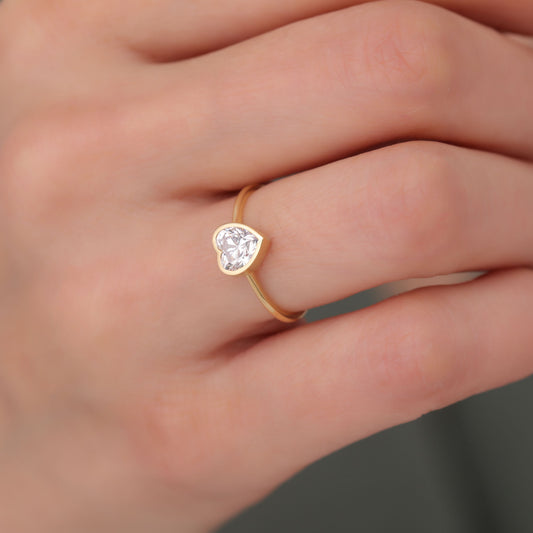 Heart White Topaz Bezel Ring in 14K Solid Gold, April Birthstone Jewelry Queen Jewelry Rings