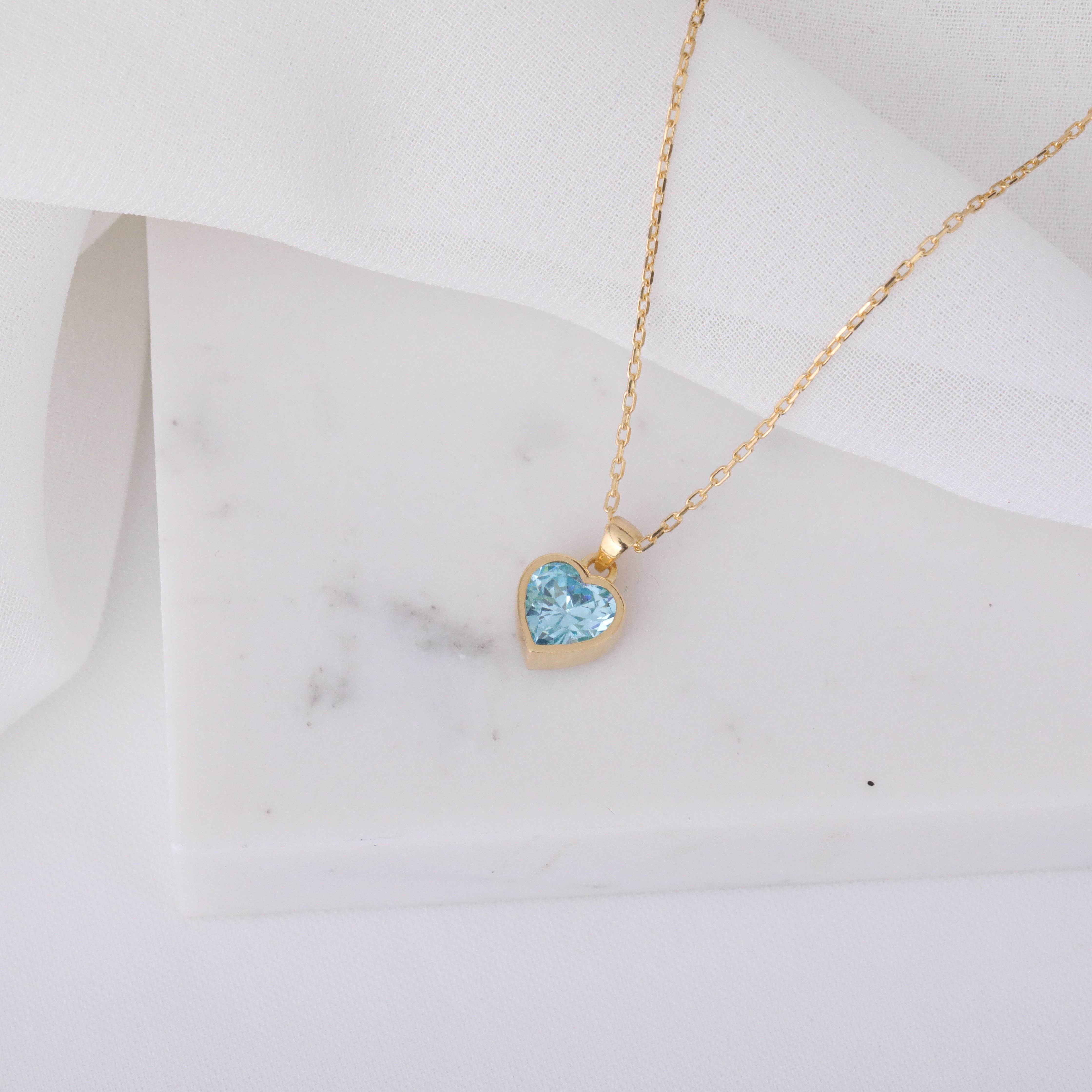 Heart Aquamarine Bezel Necklace in 14K Solid Gold, March Birthstone Charm Pendant Queen Jewelry Necklace