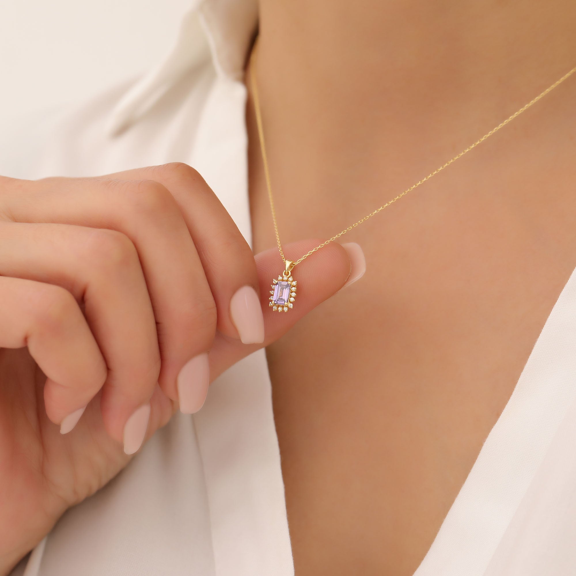 Alexandrite Rectangle Necklace Surrounded by Real Diamonds in 14K Solid Gold, June Birthstone Jewelry Queen Jewelry Necklace