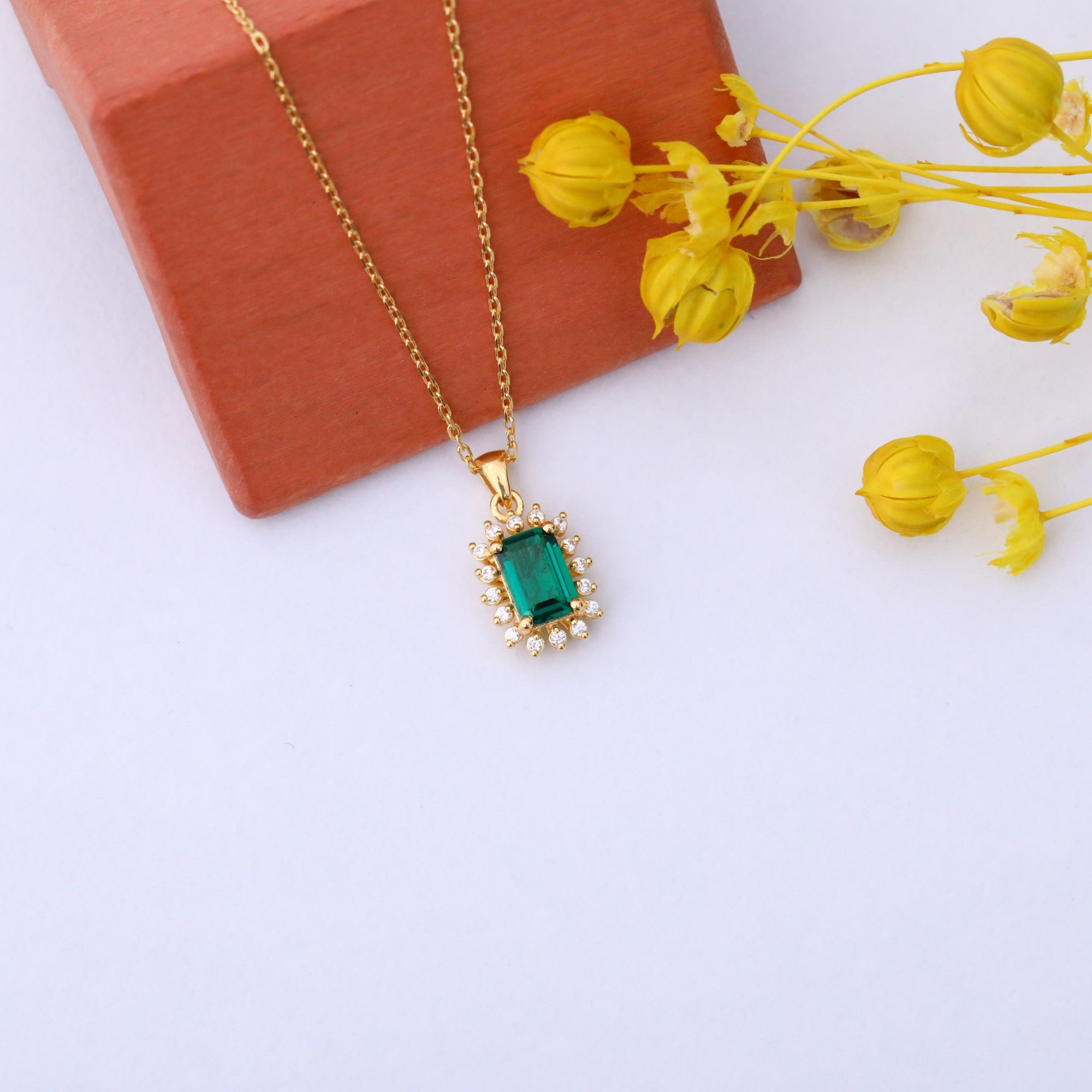 Emerald Rectangle Necklace Surrounded by Real Diamonds in 14K Solid Gold, May Birthstone Jewelry Queen Jewelry Necklace