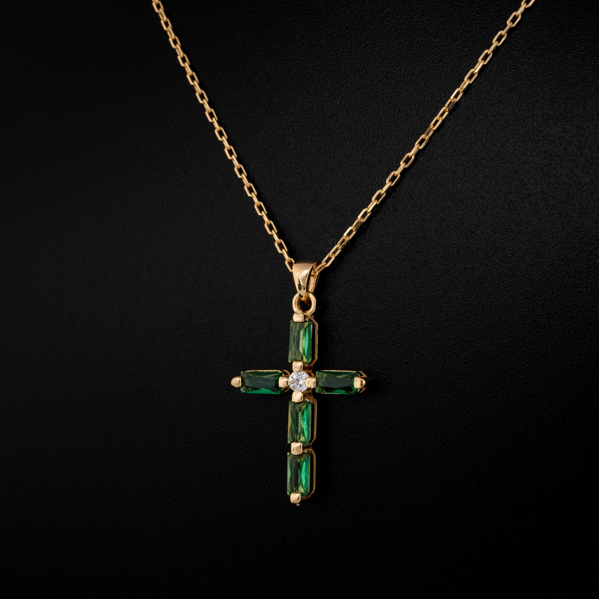 Emerald Single Diamond Rectangular Cut Cross Necklace in 14K Solid Gold, May Birthstone Pendant Queen Jewelry Necklace