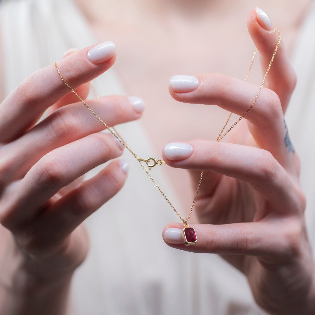 Ruby Rectangle Bezel Necklace 14K Solid Gold, July Birthstone Pendant Queen Jewelry Necklace