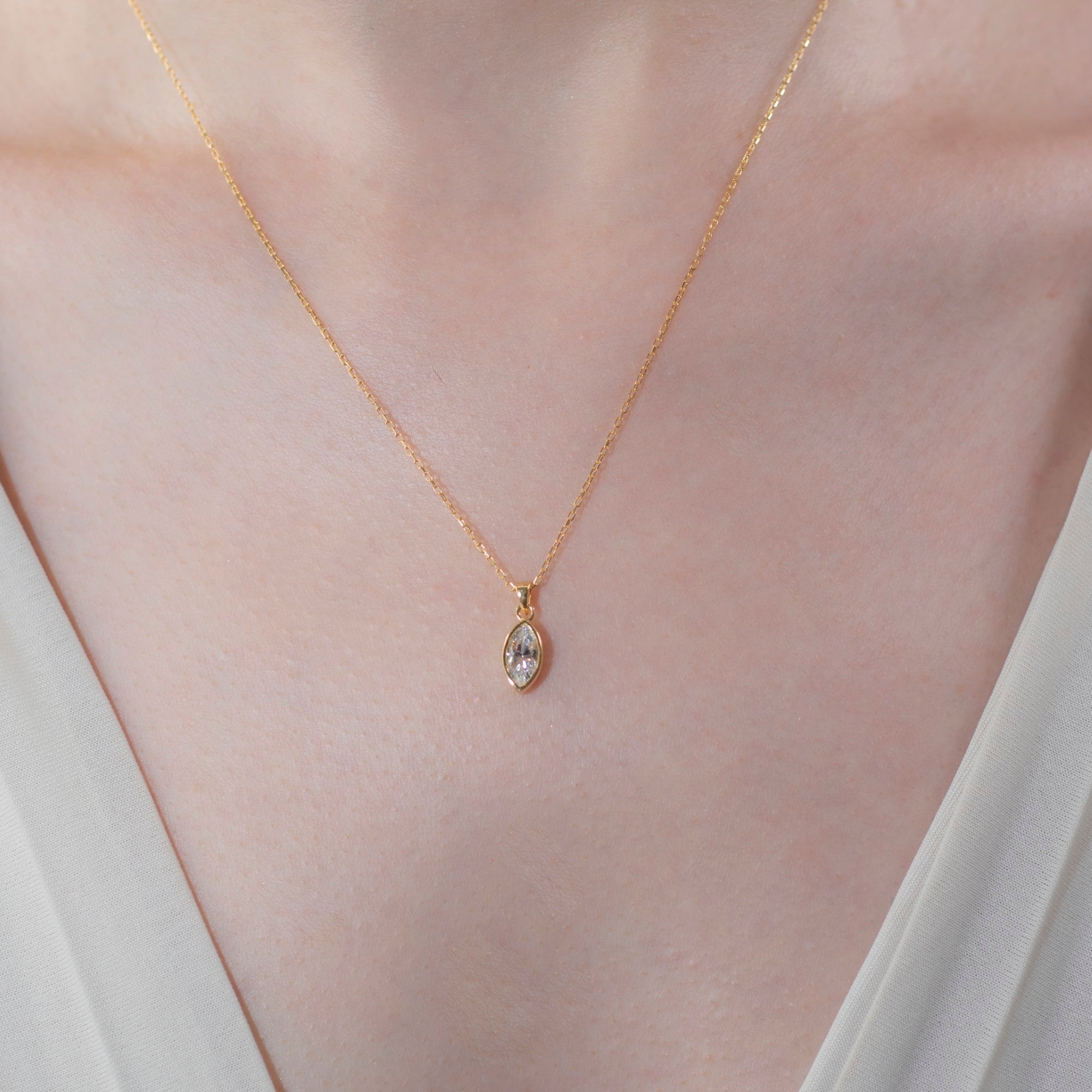Marquise Cut White Topaz Bezel Necklace 14K Solid Gold, April Birthstone Pendant Queen Jewelry Necklace