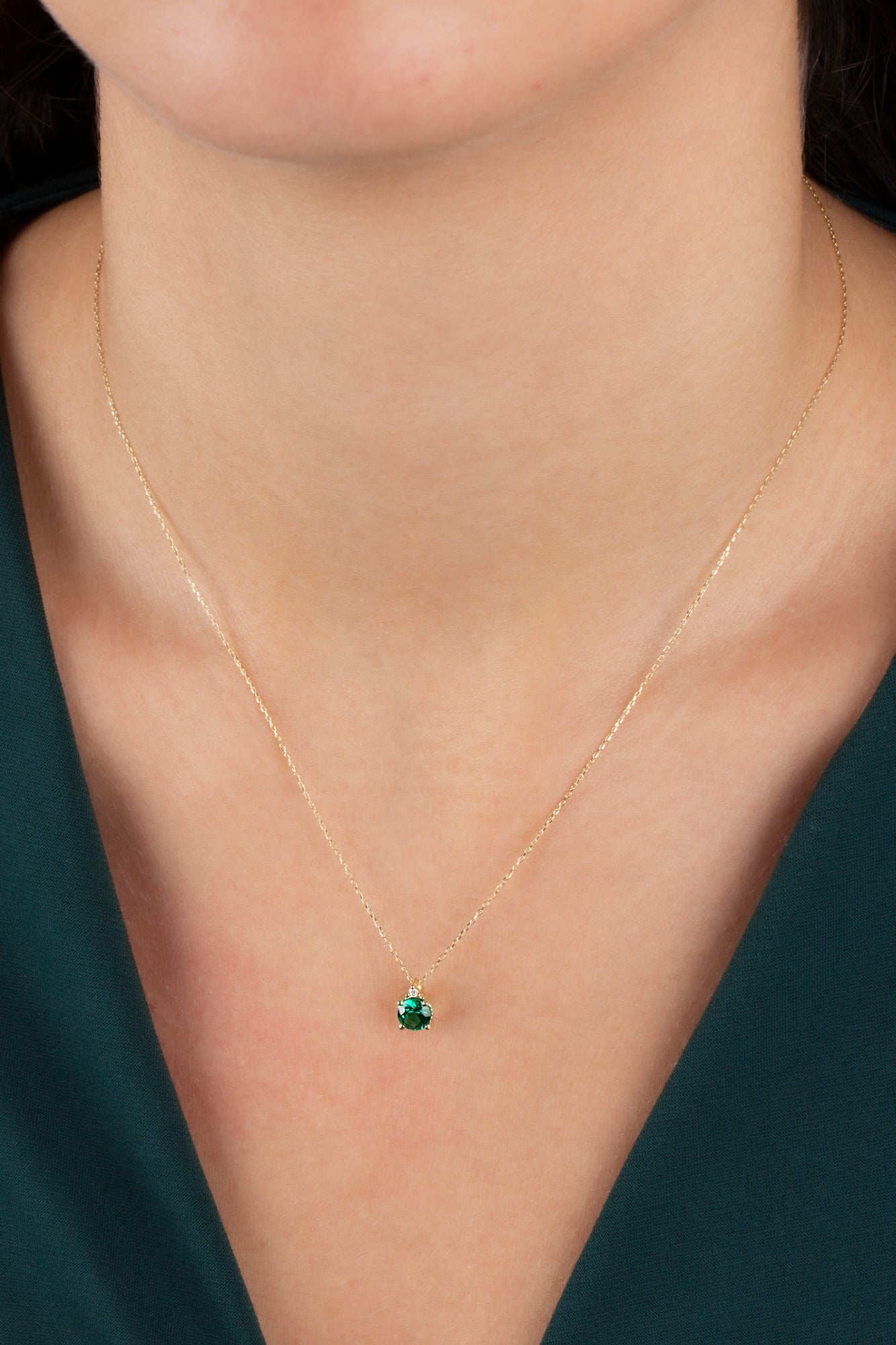 Emerald Round Necklace with Real Diamond | 14K Solid Gold Queen Jewelry Necklace