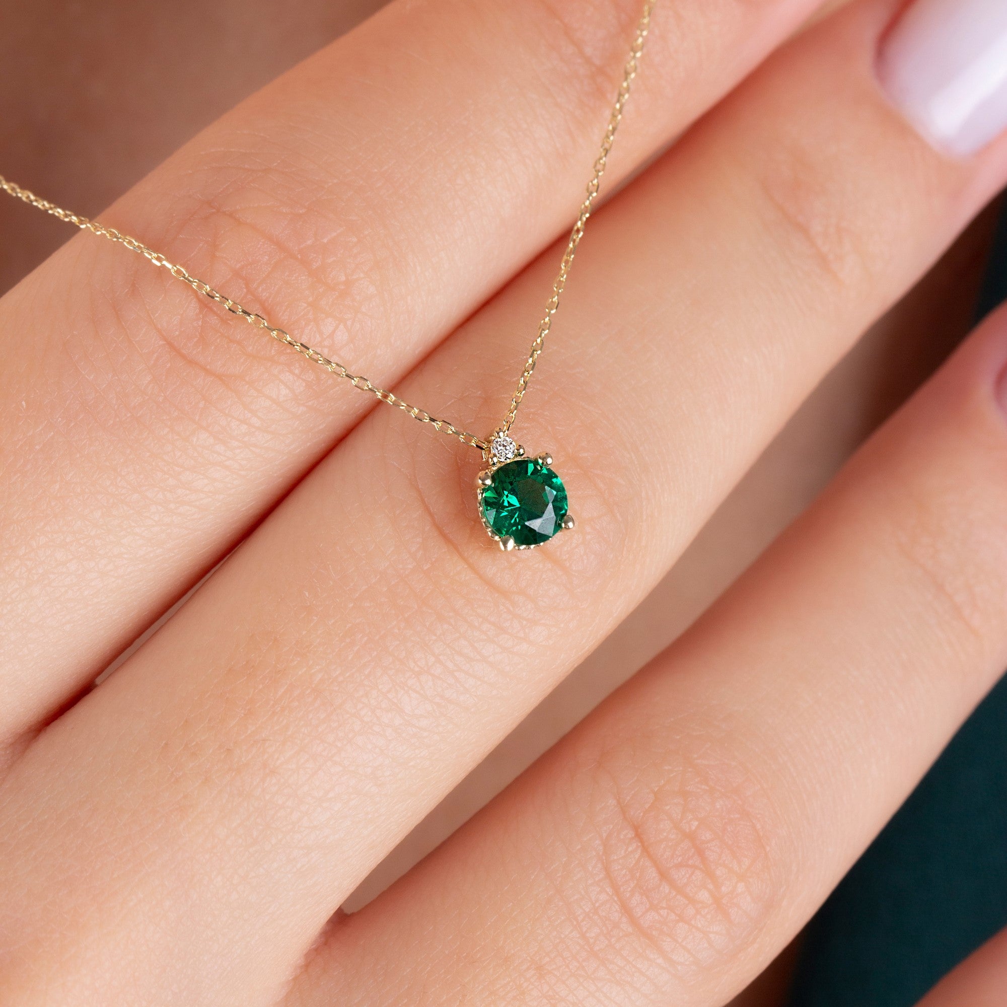 Emerald Round Necklace with Real Diamond | 14K Solid Gold Queen Jewelry Necklace