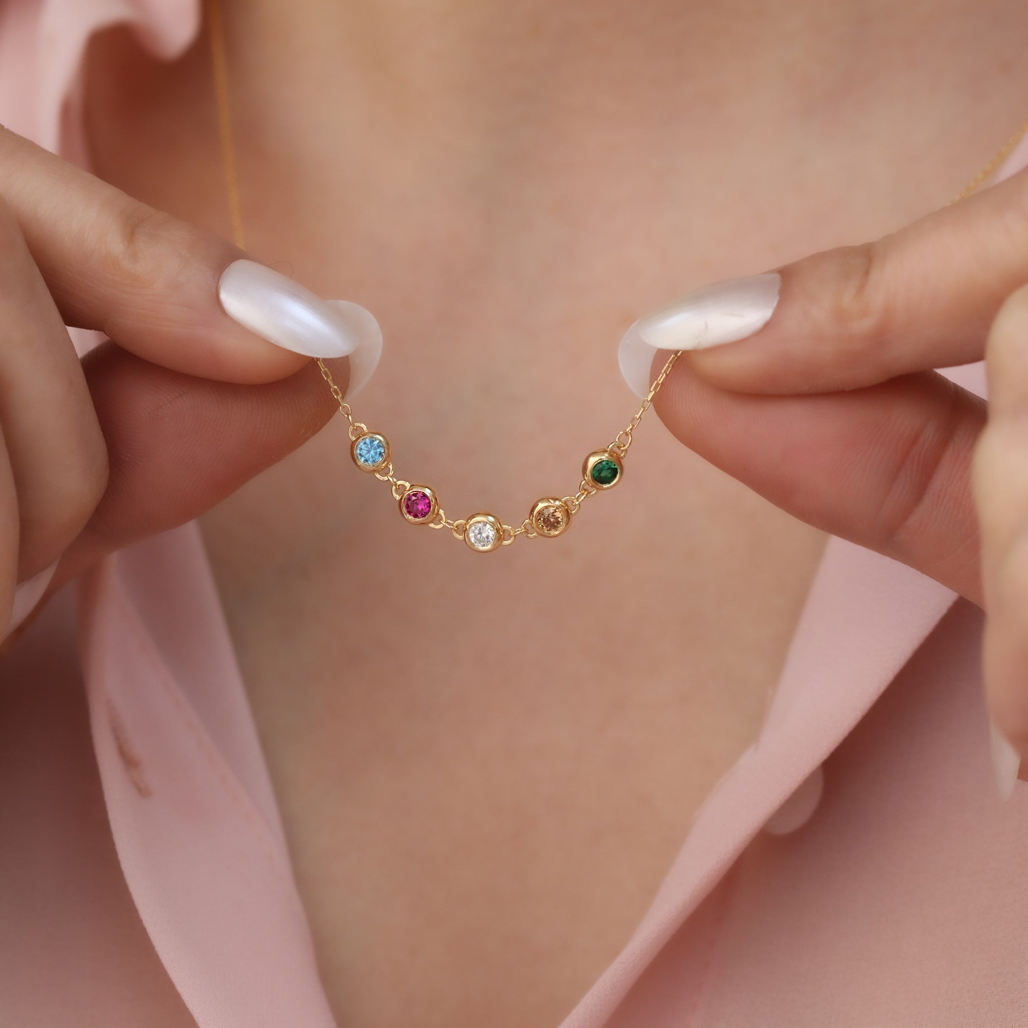 Personalized 14K Solid Gold Round Birthstone Necklace, Choose 1-7 Gemstones Queen Jewelry Necklace