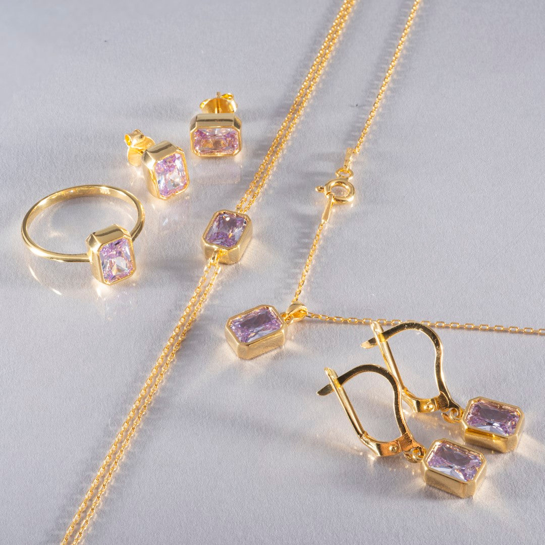 Alexandrite Rectangle Bezel Necklace 14K Solid Gold, June Birthstone Pendant Queen Jewelry Necklace