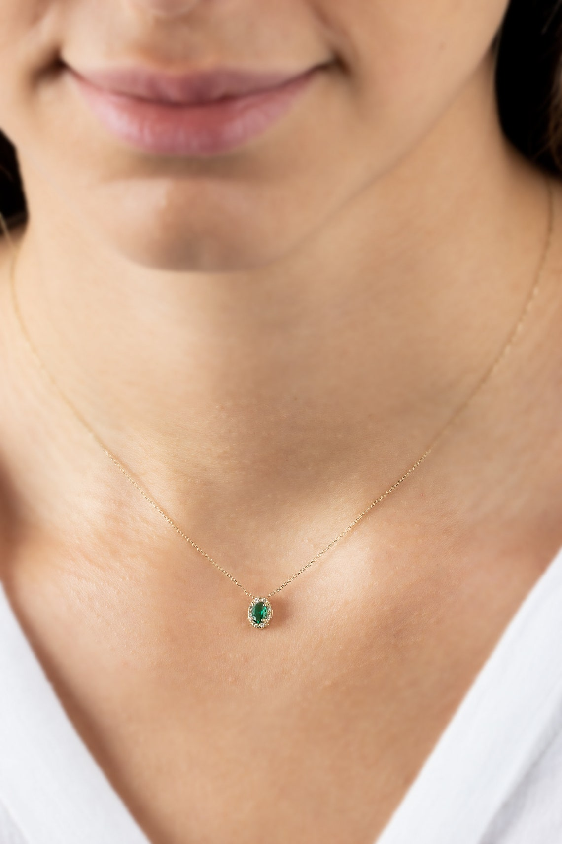 Oval Cut Emerald Necklace with Real Diamonds in 8K/10K/14K Solid Gold, May Birthstone Pendant