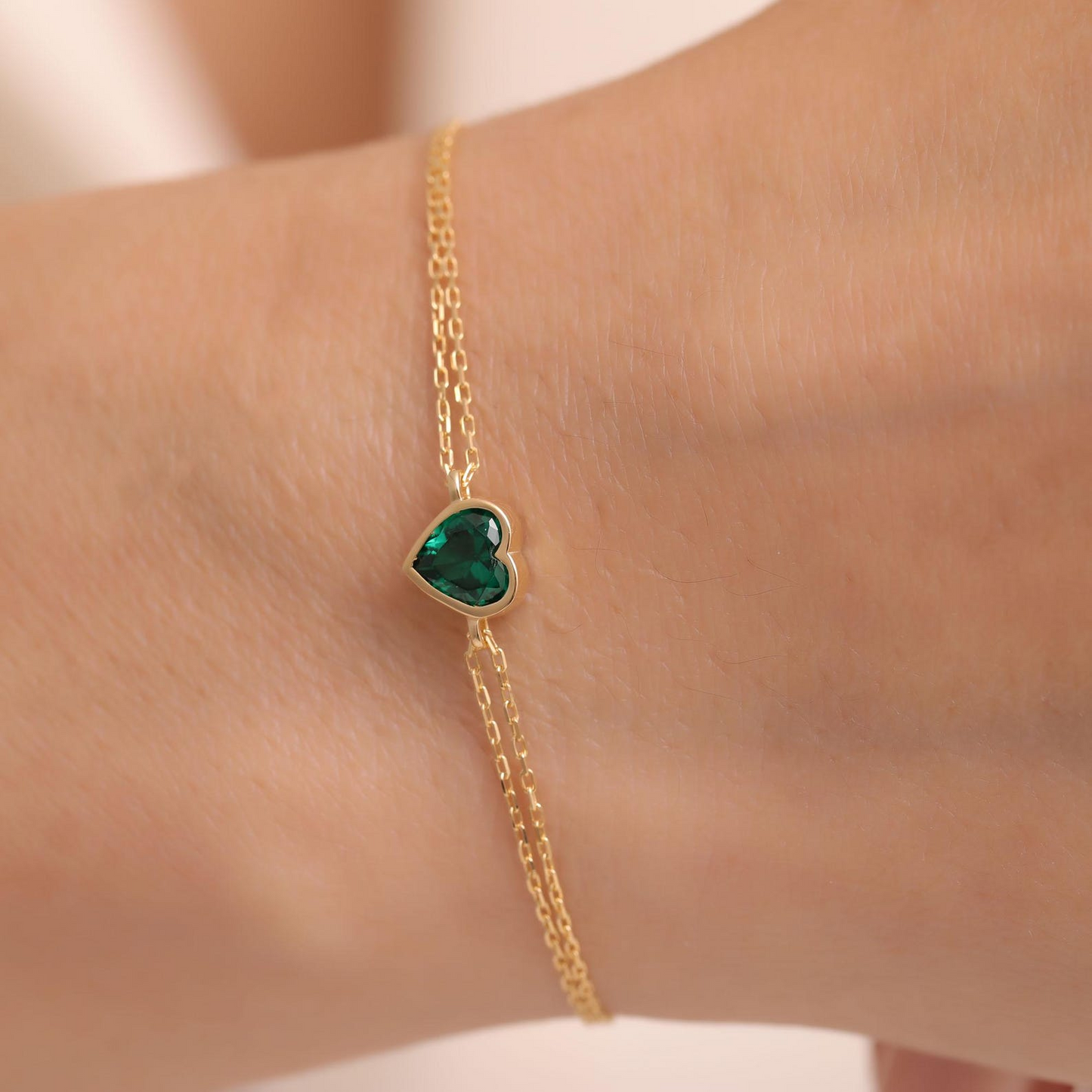 Heart Emerald Bezel Bracelet in 10K/14K Solid Gold | May Jewelry