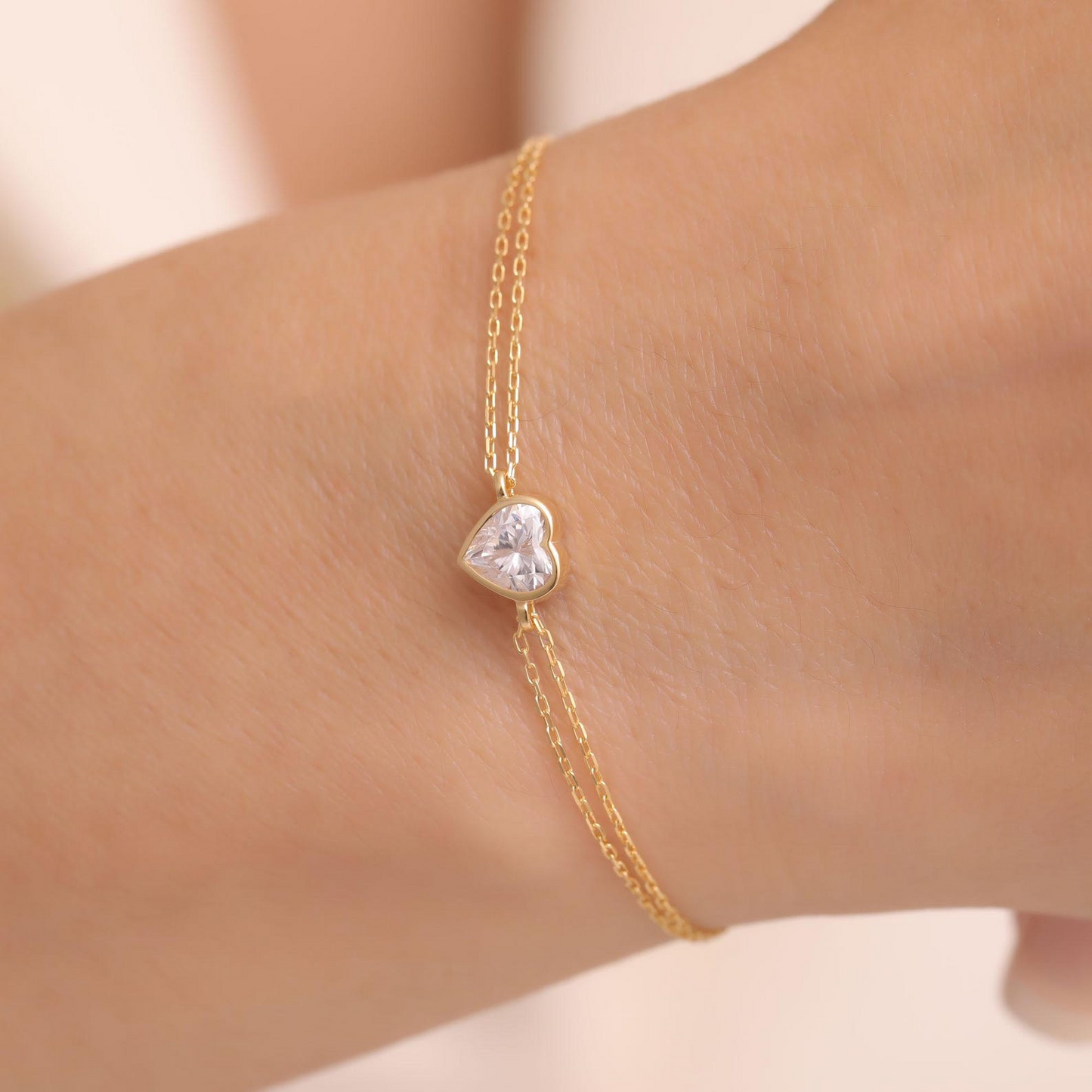 Heart White Topaz Bezel Bracelet in 10K/14K Solid Gold | April Birthstone