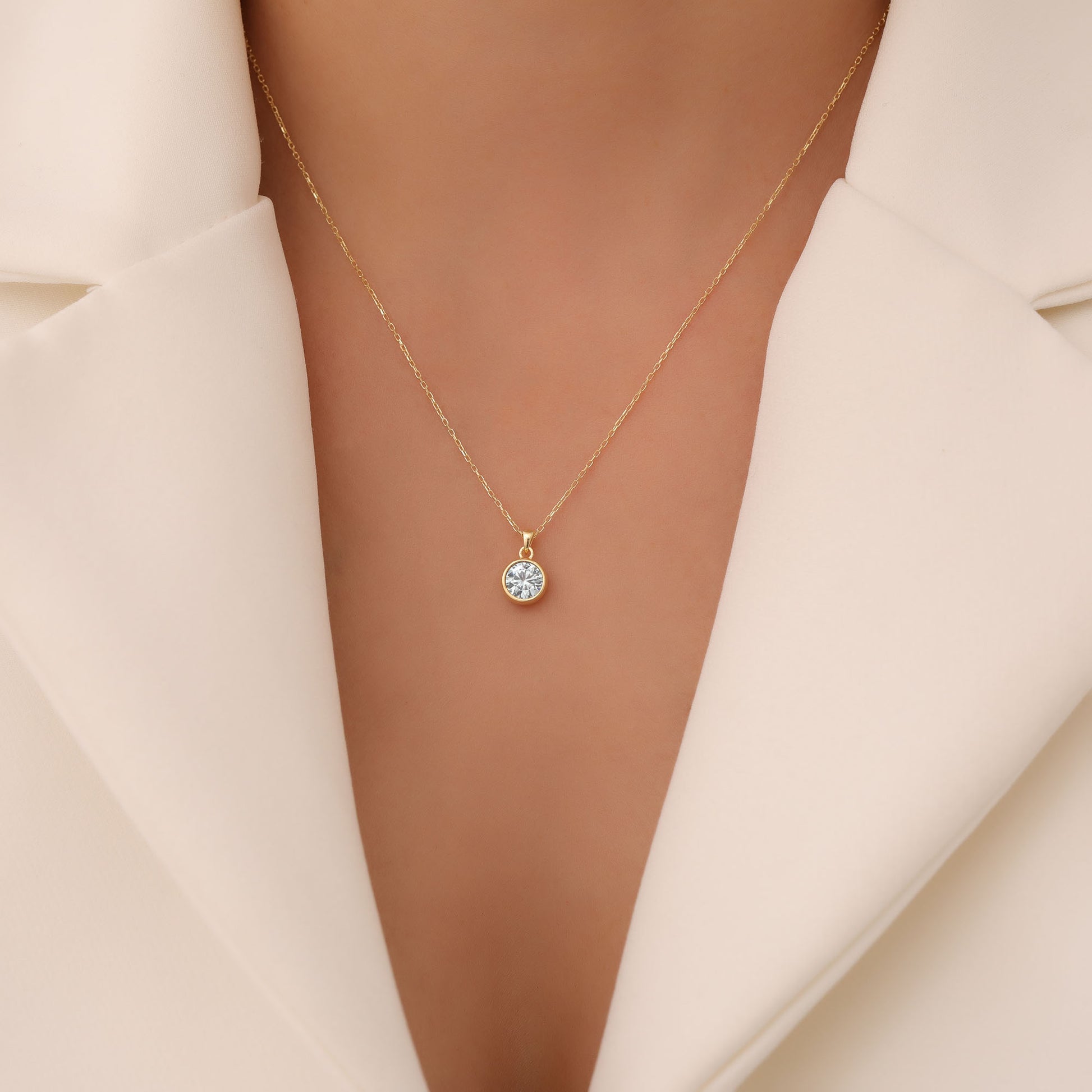 Round Aquamarine Bezel Necklace in 14K Solid Gold | March Birthstone Pendant Queen Jewelry Necklace