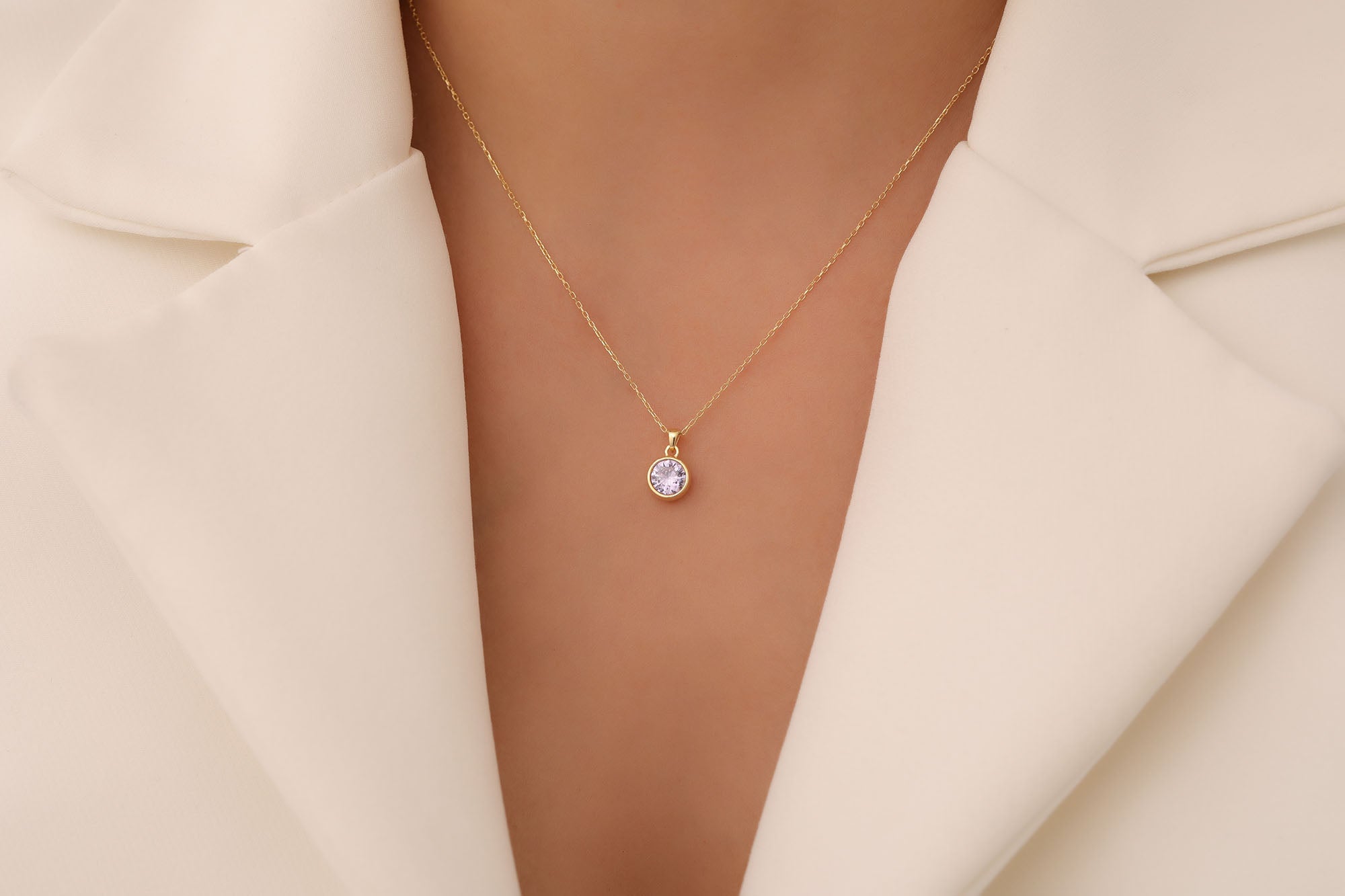 Round Alexandrite Bezel Necklace in 14K Solid Gold | June Birthstone Pendant Queen Jewelry Necklace