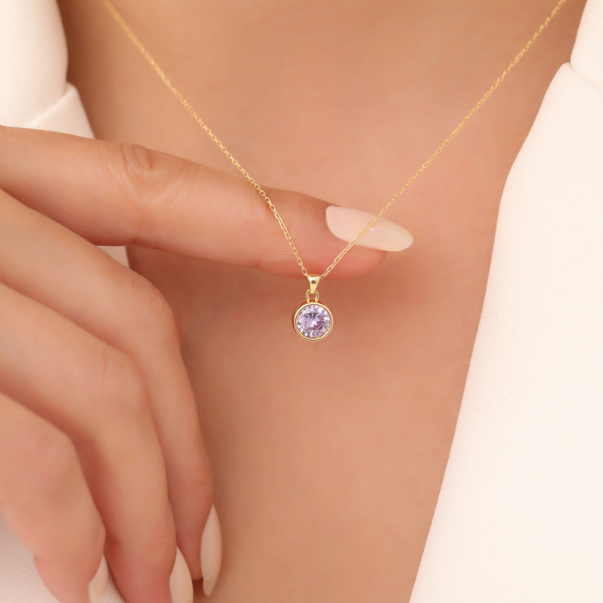Round Alexandrite Bezel Necklace in 14K Solid Gold | June Birthstone Pendant Queen Jewelry Necklace