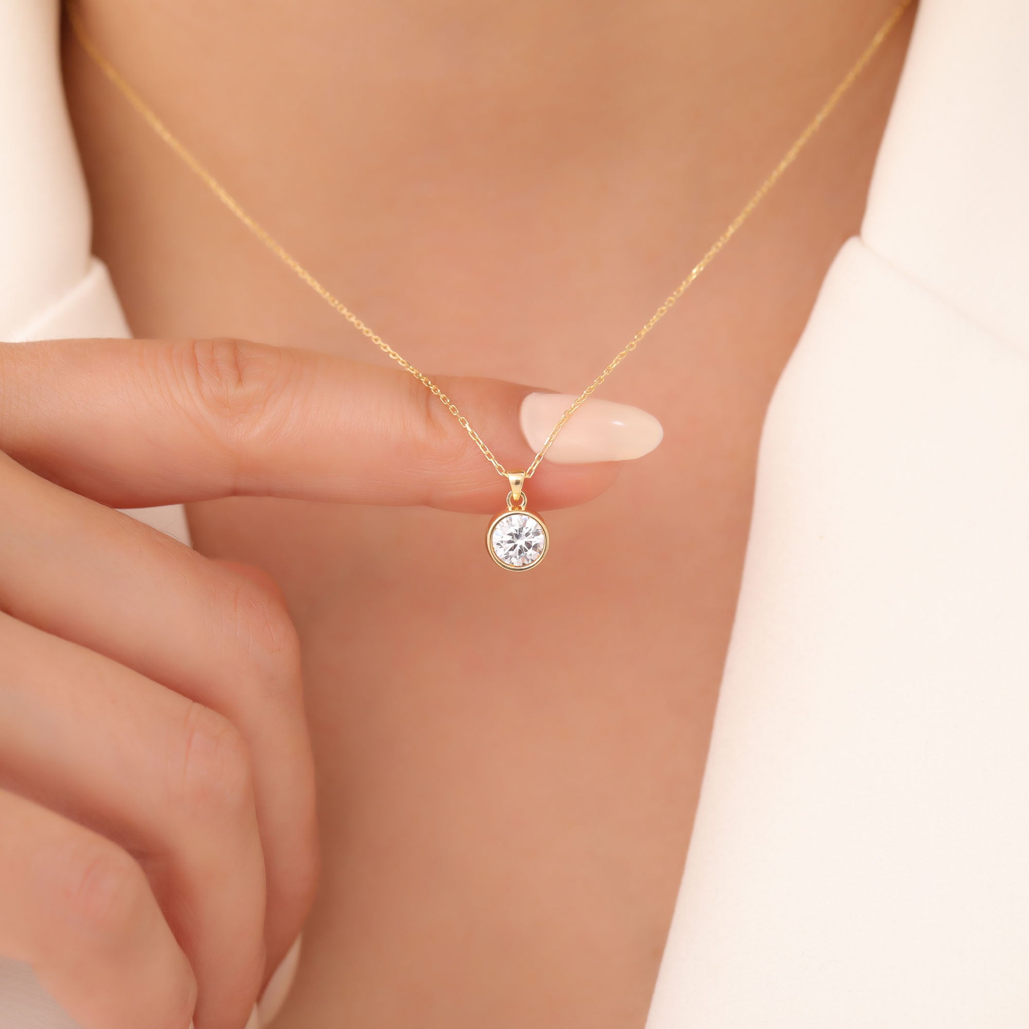 Round White Topaz Bezel Necklace in 14K Solid Gold | April Birthstone Pendant Queen Jewelry Necklace