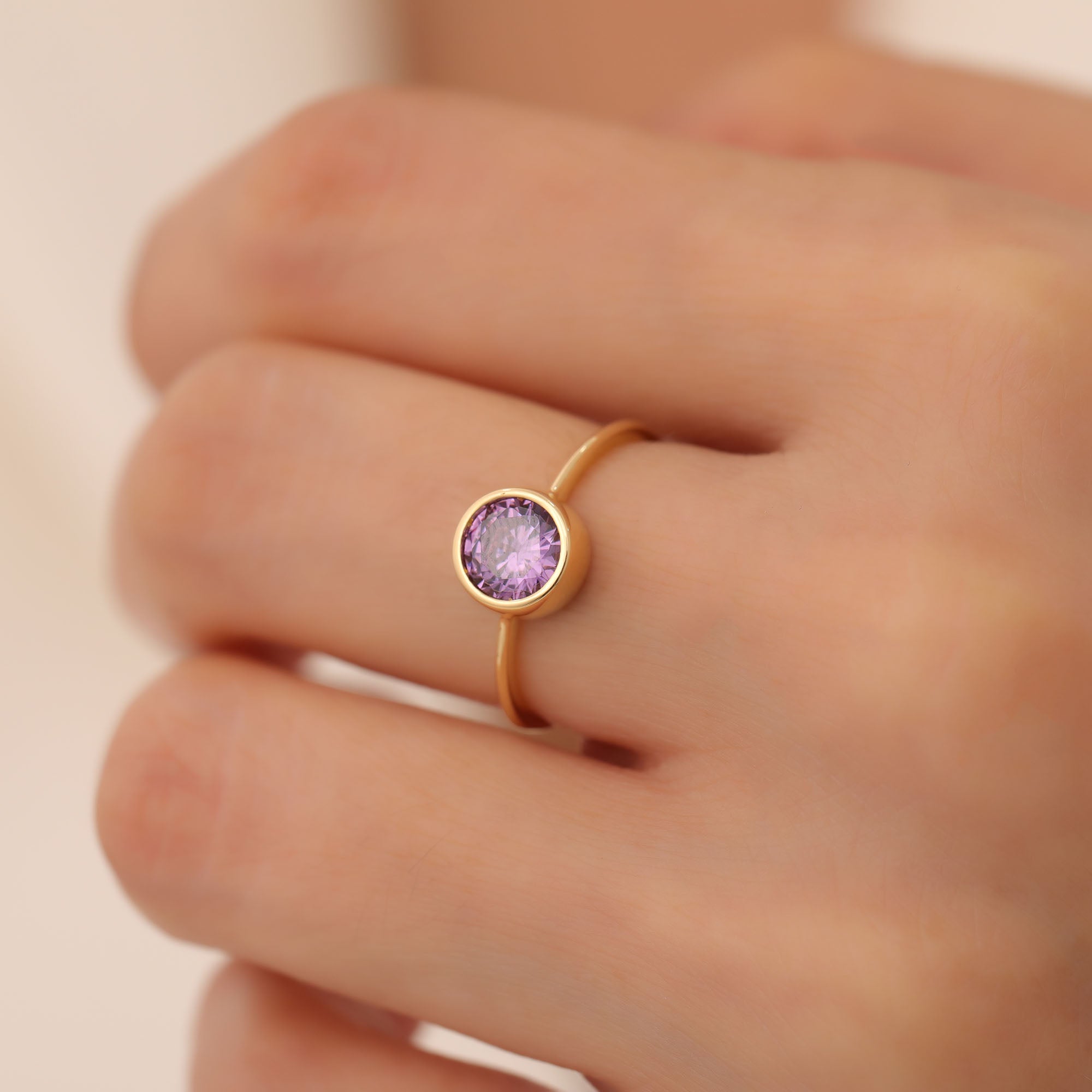 Round Amethyst Bezel Ring in 14K Solid Gold | February Birthstone Queen Jewelry Rings