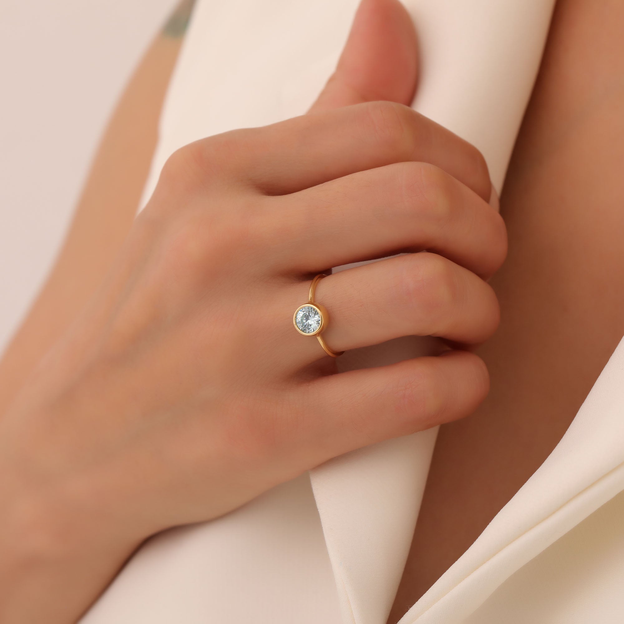 Round Aquamarine Bezel Ring in 14K Solid Gold | March Birthstone Queen Jewelry Rings