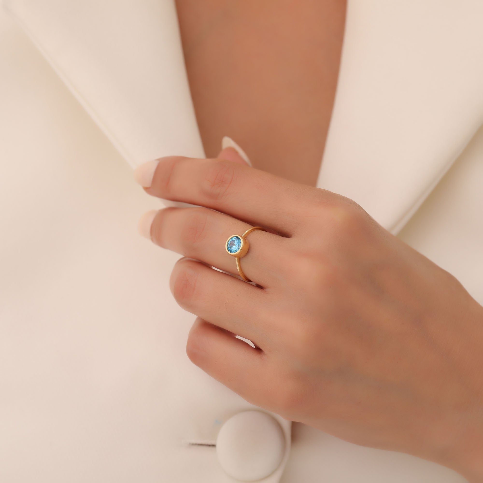 Round Blue Topaz Bezel Ring in 14K Solid Gold | December Birthstone Queen Jewelry Rings