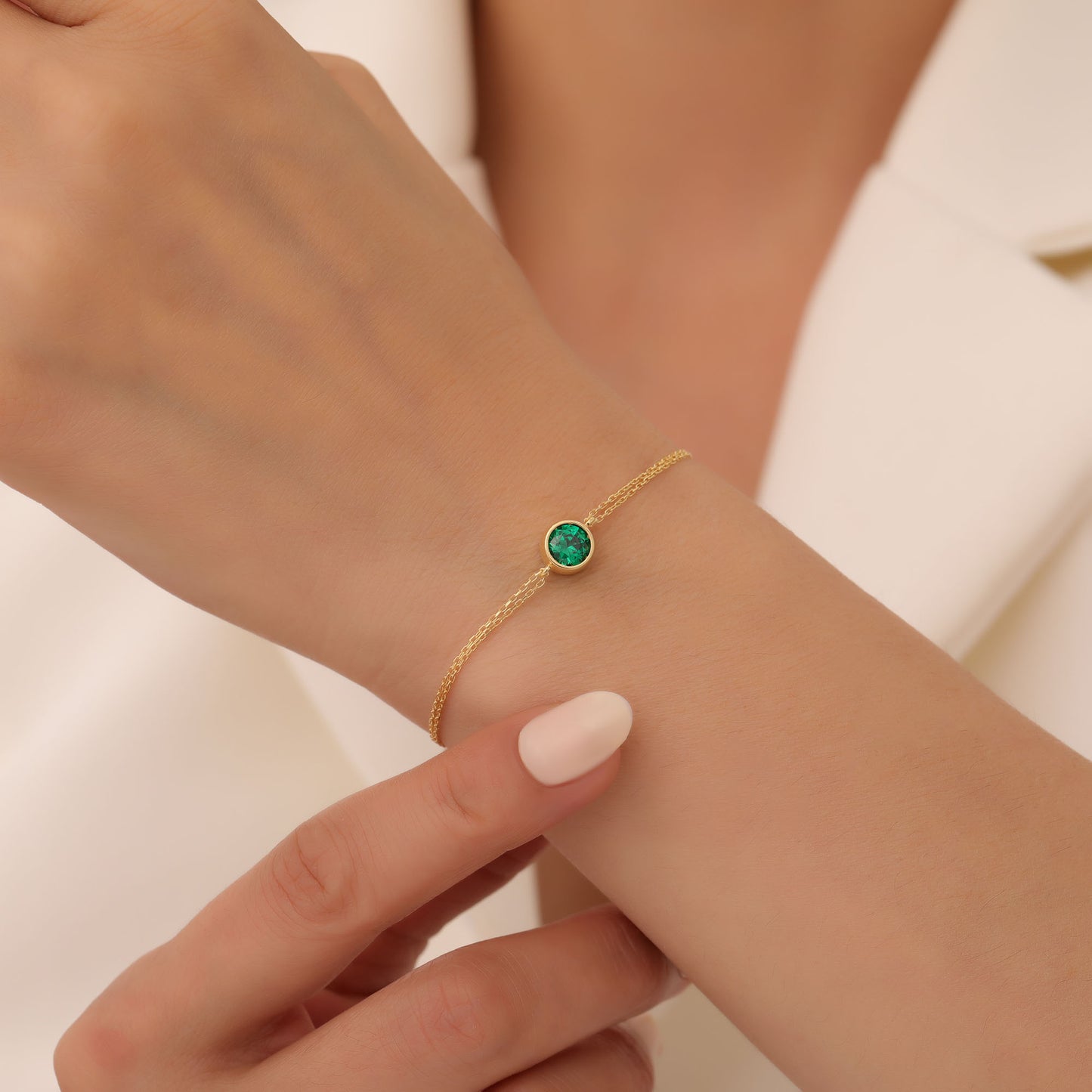 Round Emerald Bezel Bracelet in 14K Solid Gold | May Birthstone Queen Jewelry Bracelet