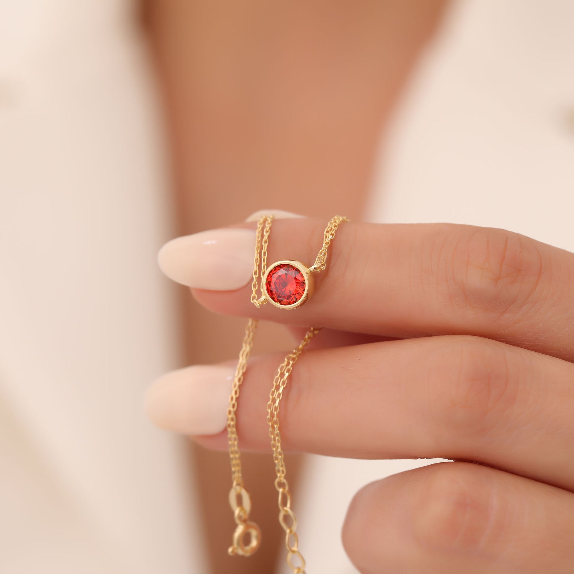 Round Garnet Bezel Bracelet in 14K Solid Gold | January Birthstone Queen Jewelry Bracelet