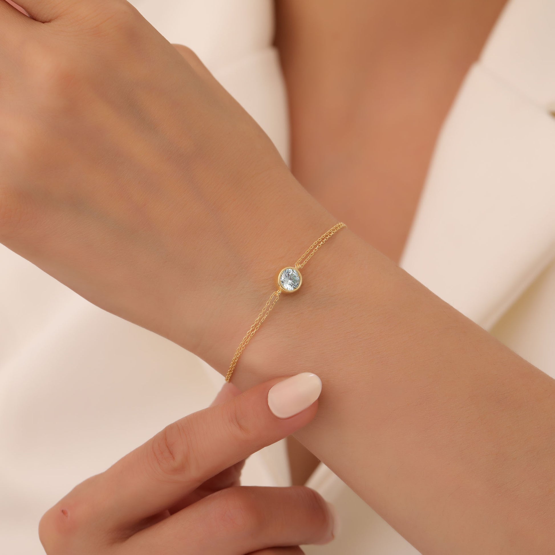 Round Aquamarine Bezel Bracelet in 14K Solid Gold | March Birthstone Queen Jewelry Bracelet
