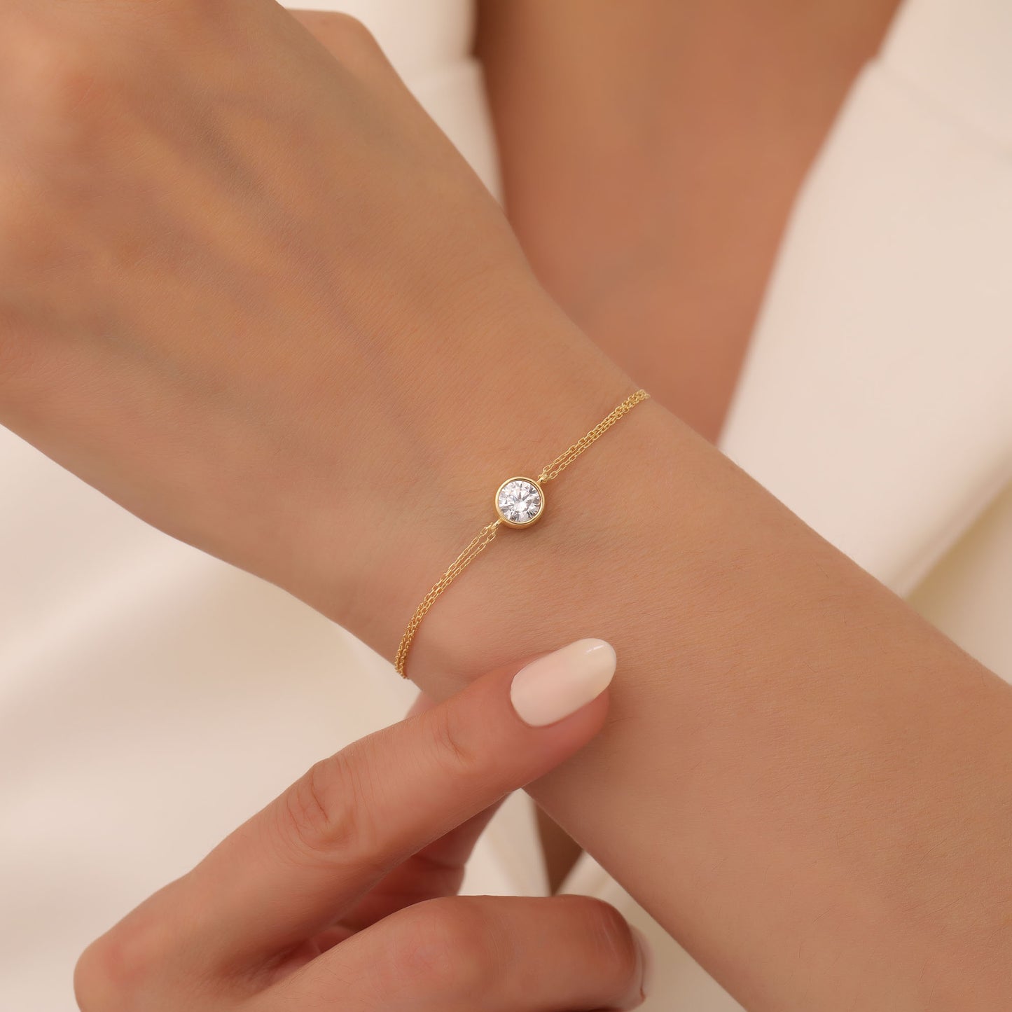 Round White Topaz Bezel Bracelet in 14K Solid Gold | April Birthstone Queen Jewelry Bracelet