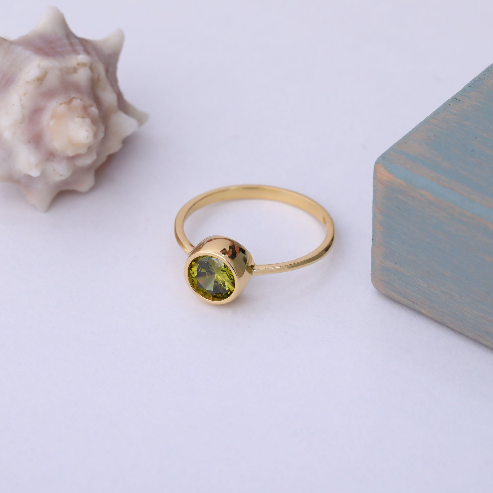 Round Peridot Bezel Ring in 14K Solid Gold | August Birthstone Queen Jewelry Rings