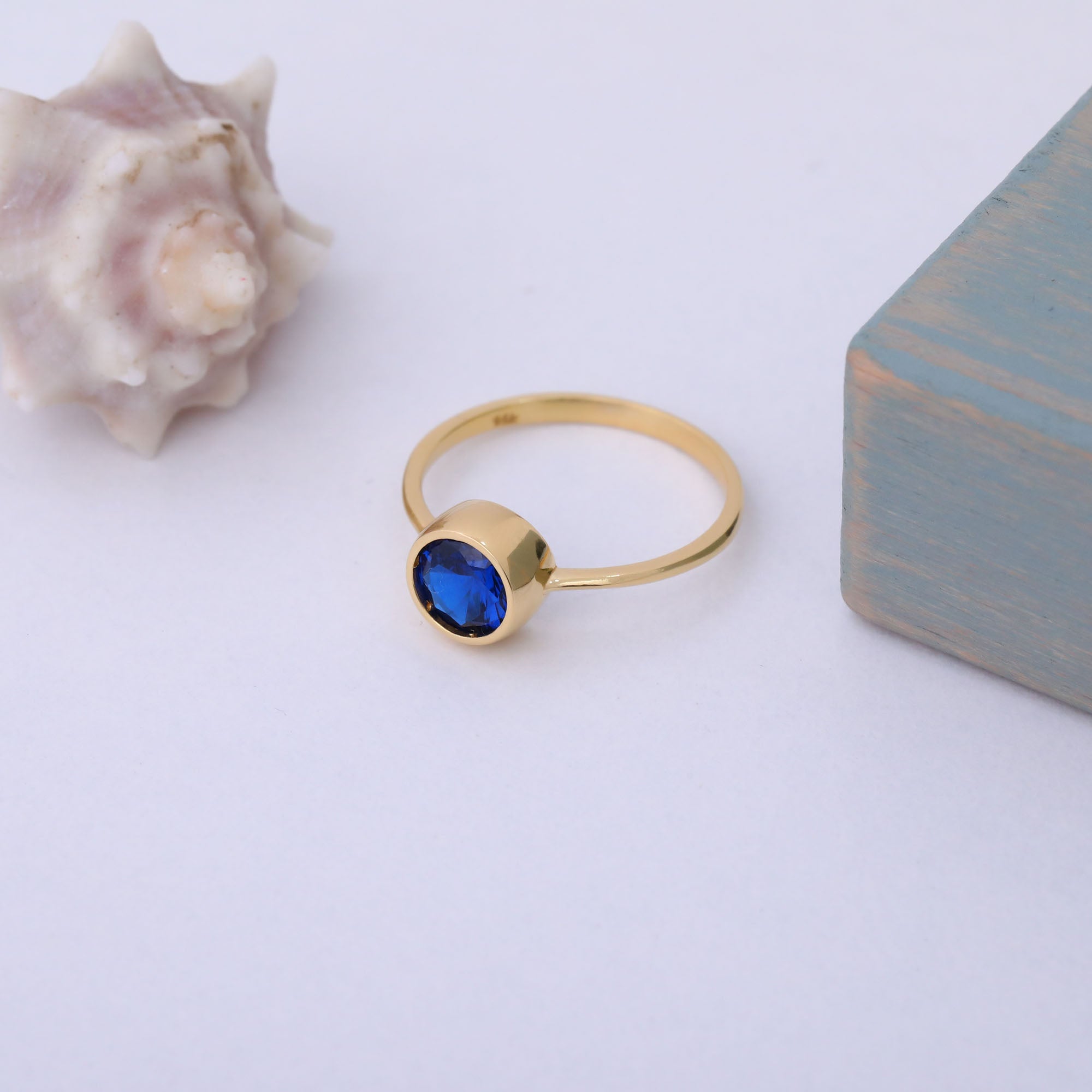 Round Sapphire Bezel Ring in 14K Solid Gold | September Birthstone Queen Jewelry Rings