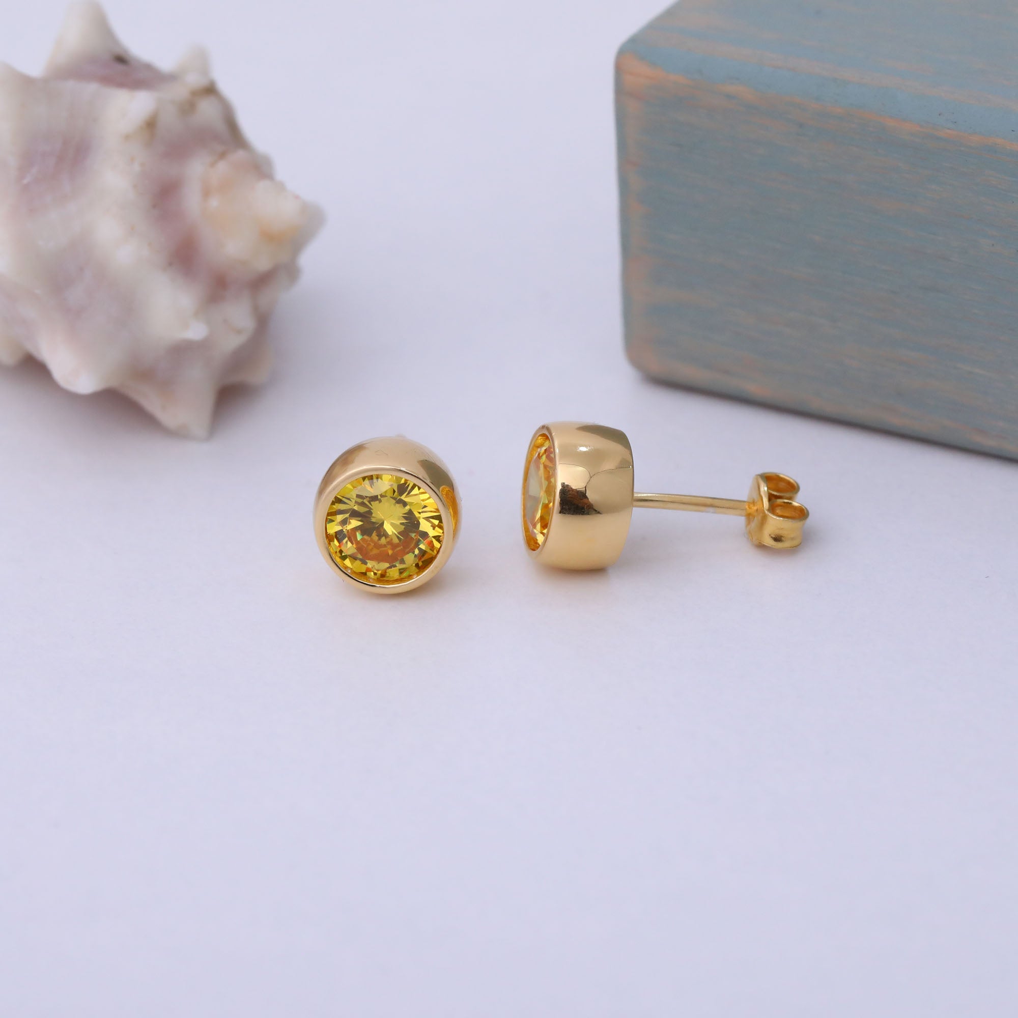 Round Yellow Topaz Bezel Stud Earrings in 14K Solid Gold | Birthstone Jewelry Queen Jewelry Earrings