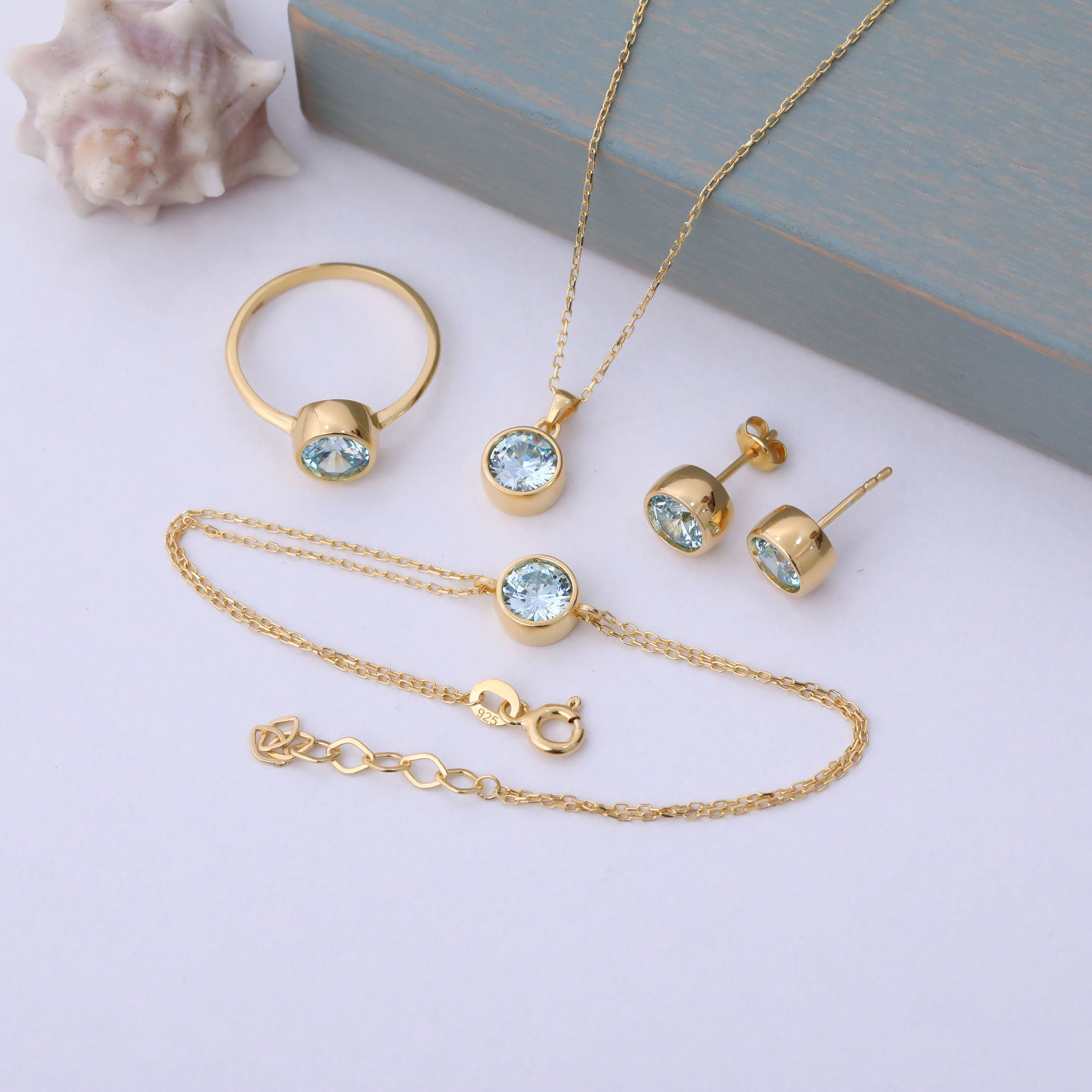 Round Aquamarine Bezel Stud Earrings in 14K Solid Gold | March Birthstone Queen Jewelry Earrings