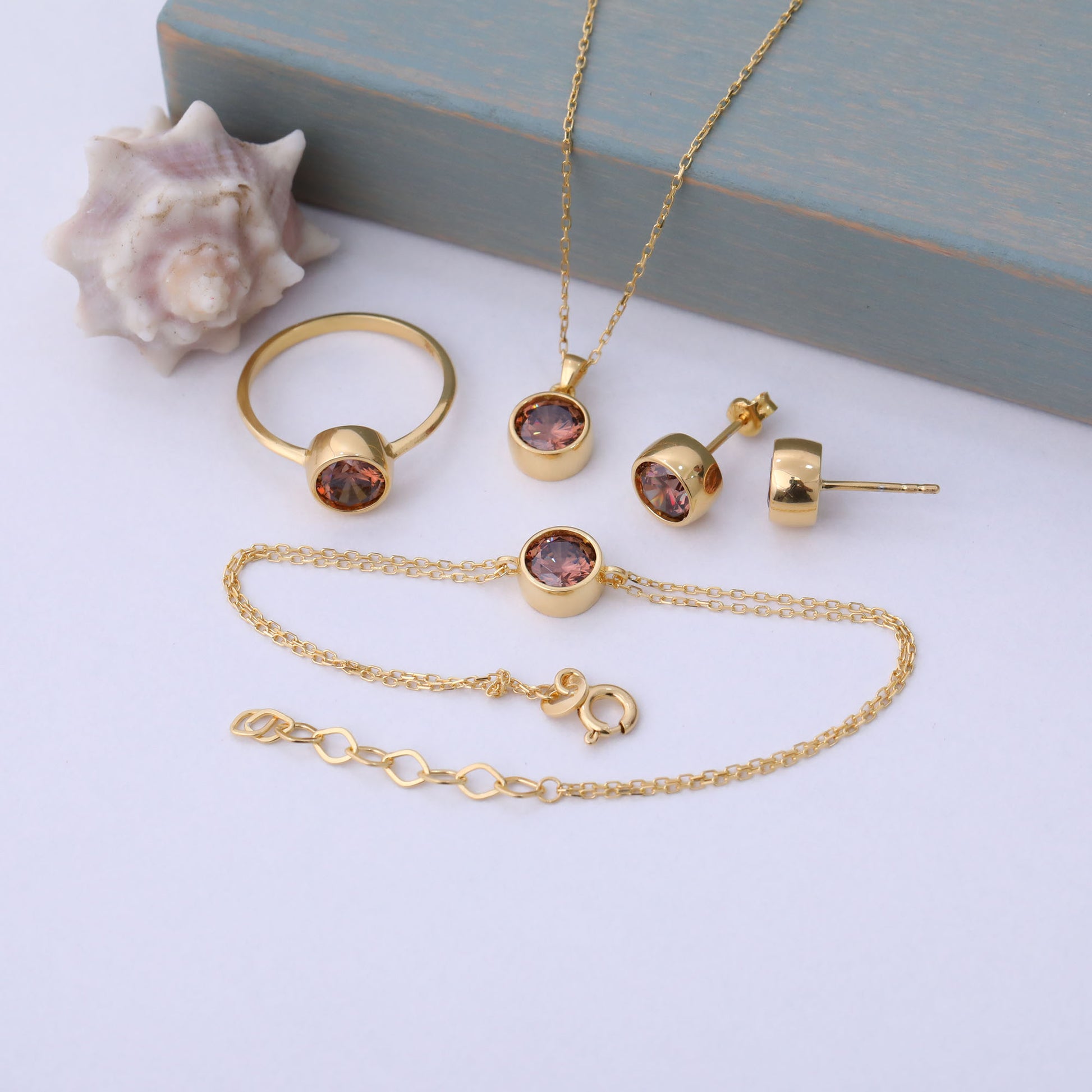 Round Smoky Quartz Bezel Bracelet in 14K Solid Gold | Birthstone Jewelry Queen Jewelry Bracelet