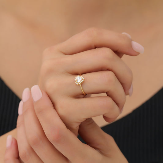 White Topaz Heart Ring by 16 Real Diamonds in 14K Solid Gold, April Birthstone Jewelry Queen Jewelry Rings