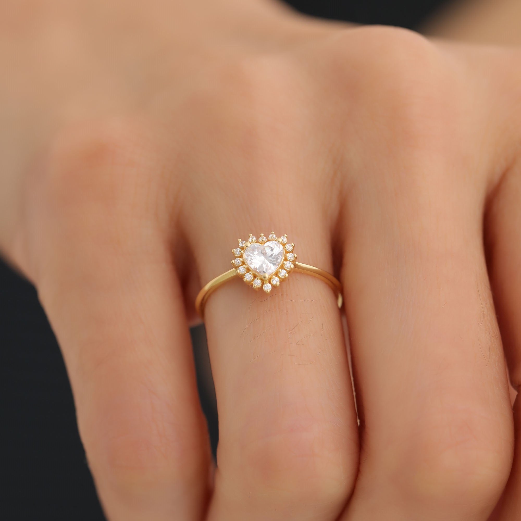 White Topaz Heart Ring by 16 Real Diamonds in 14K Solid Gold, April Birthstone Jewelry Queen Jewelry Rings