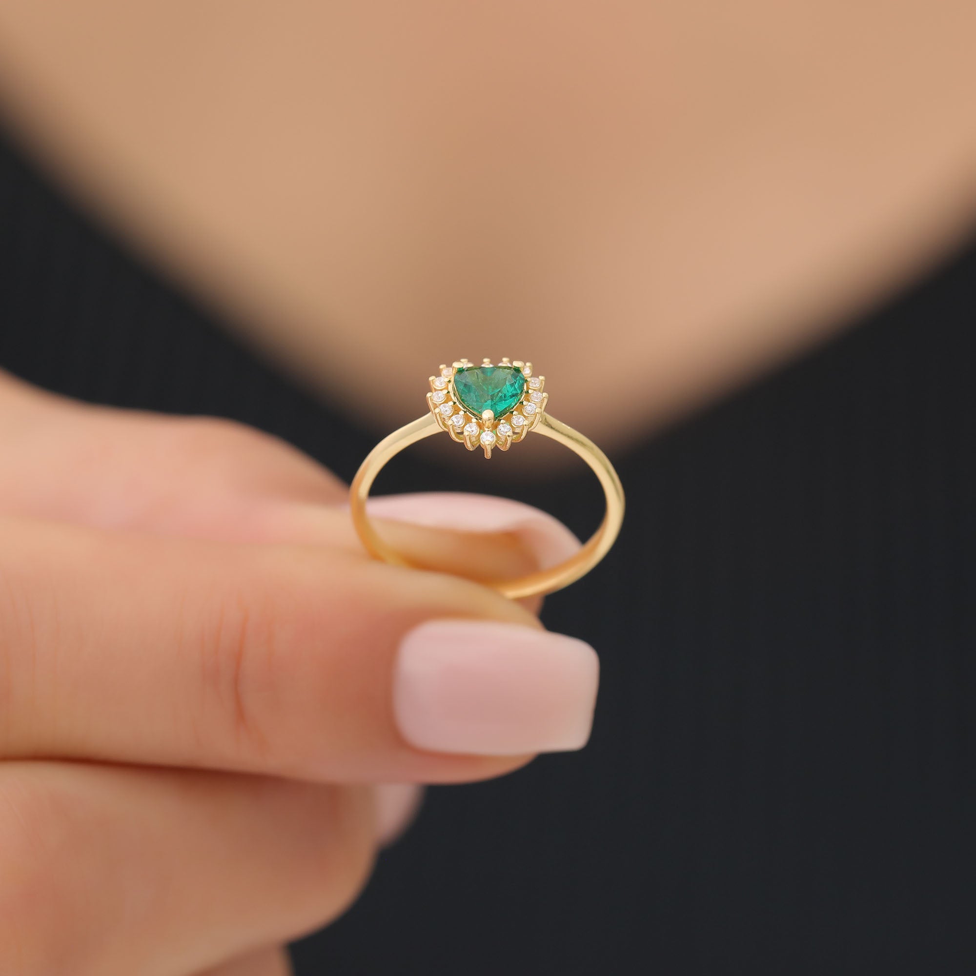Emerald Heart Ring by 16 Real Diamonds in 14K Solid Gold, May Birthstone Jewelry Queen Jewelry Rings