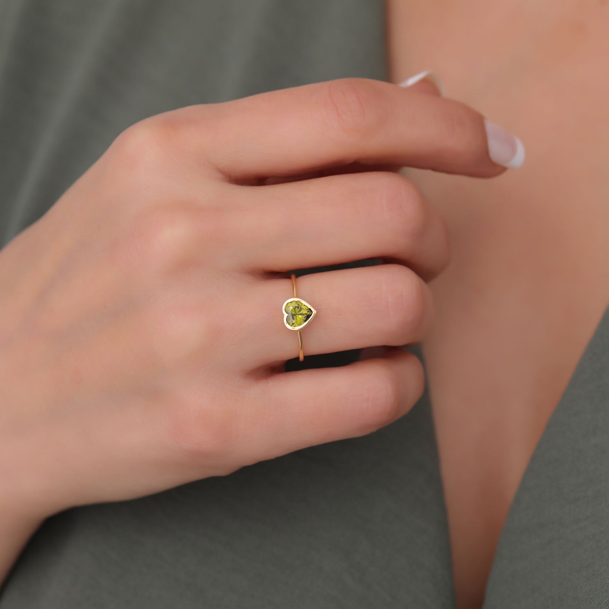 Heart Peridot Bezel Ring in 14K Solid Gold, August Birthstone Jewelry Queen Jewelry Rings