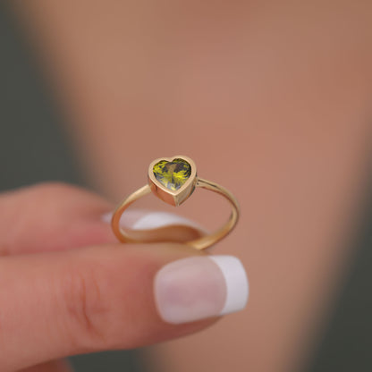 Heart Peridot Bezel Ring in 14K Solid Gold, August Birthstone Jewelry Queen Jewelry Rings