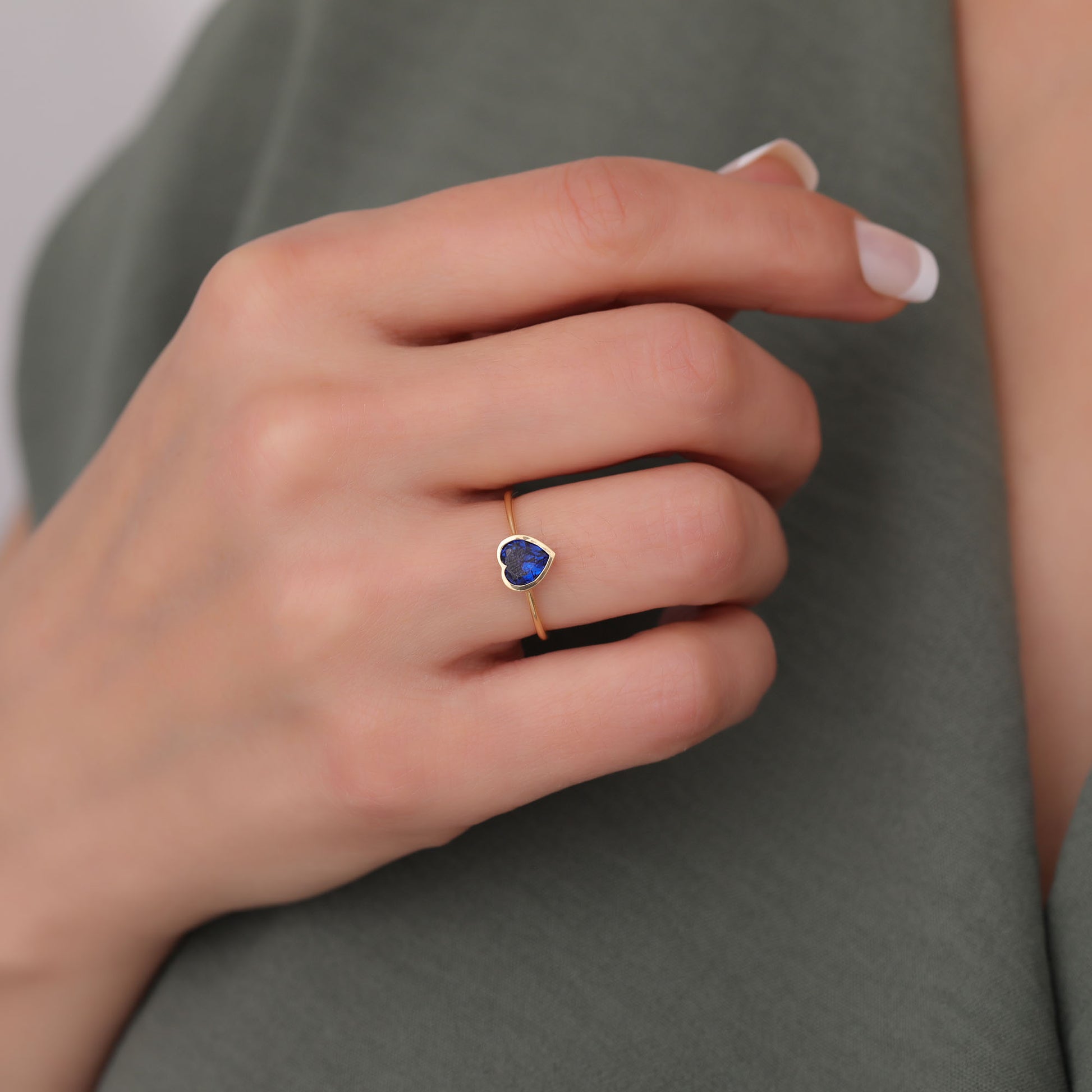 Heart Sapphire Bezel Ring in 14K Solid Gold, September Birthstone Jewelry Queen Jewelry Rings