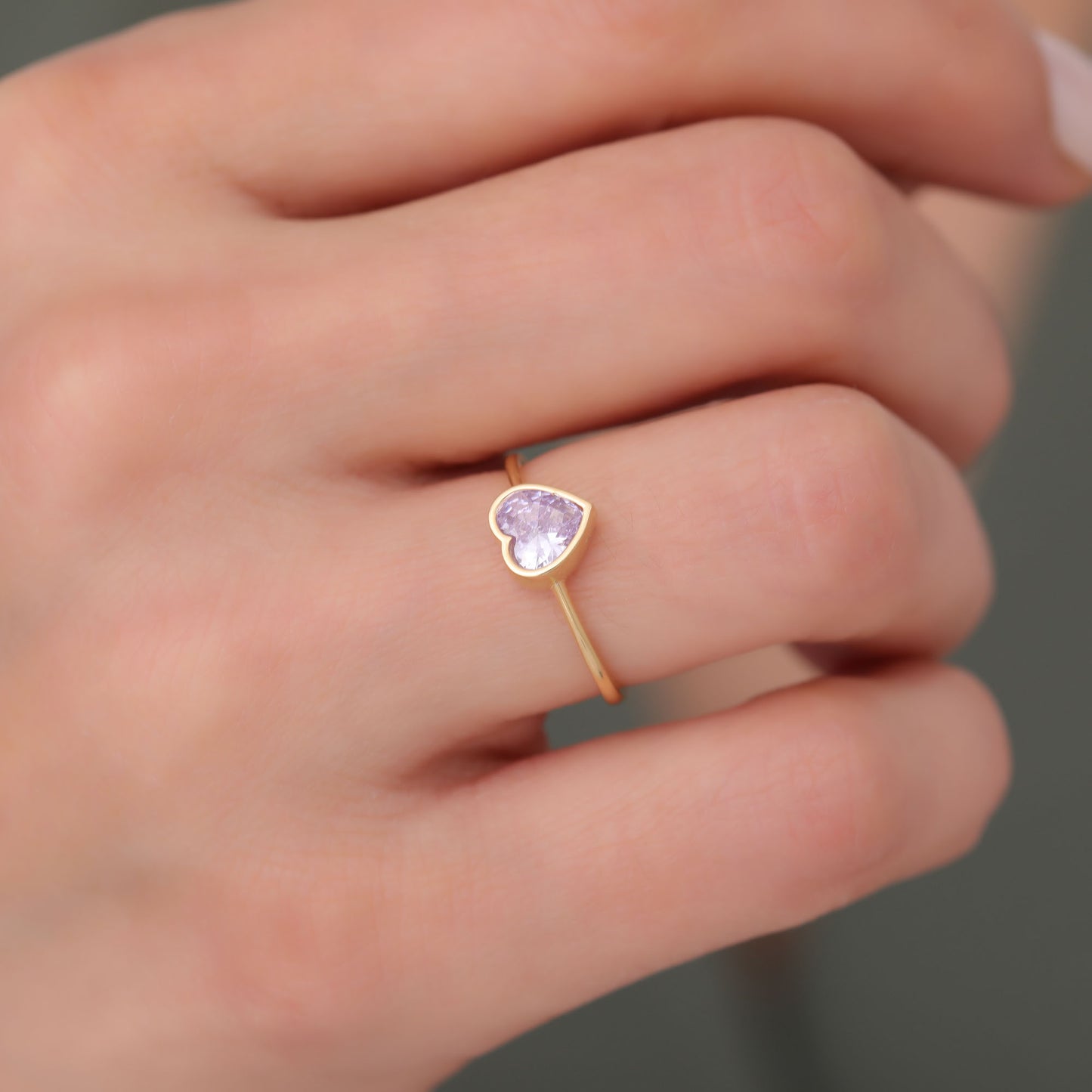 Heart Alexandrite Bezel Ring in 14K Solid Gold, June Birthstone Jewelry Queen Jewelry Rings
