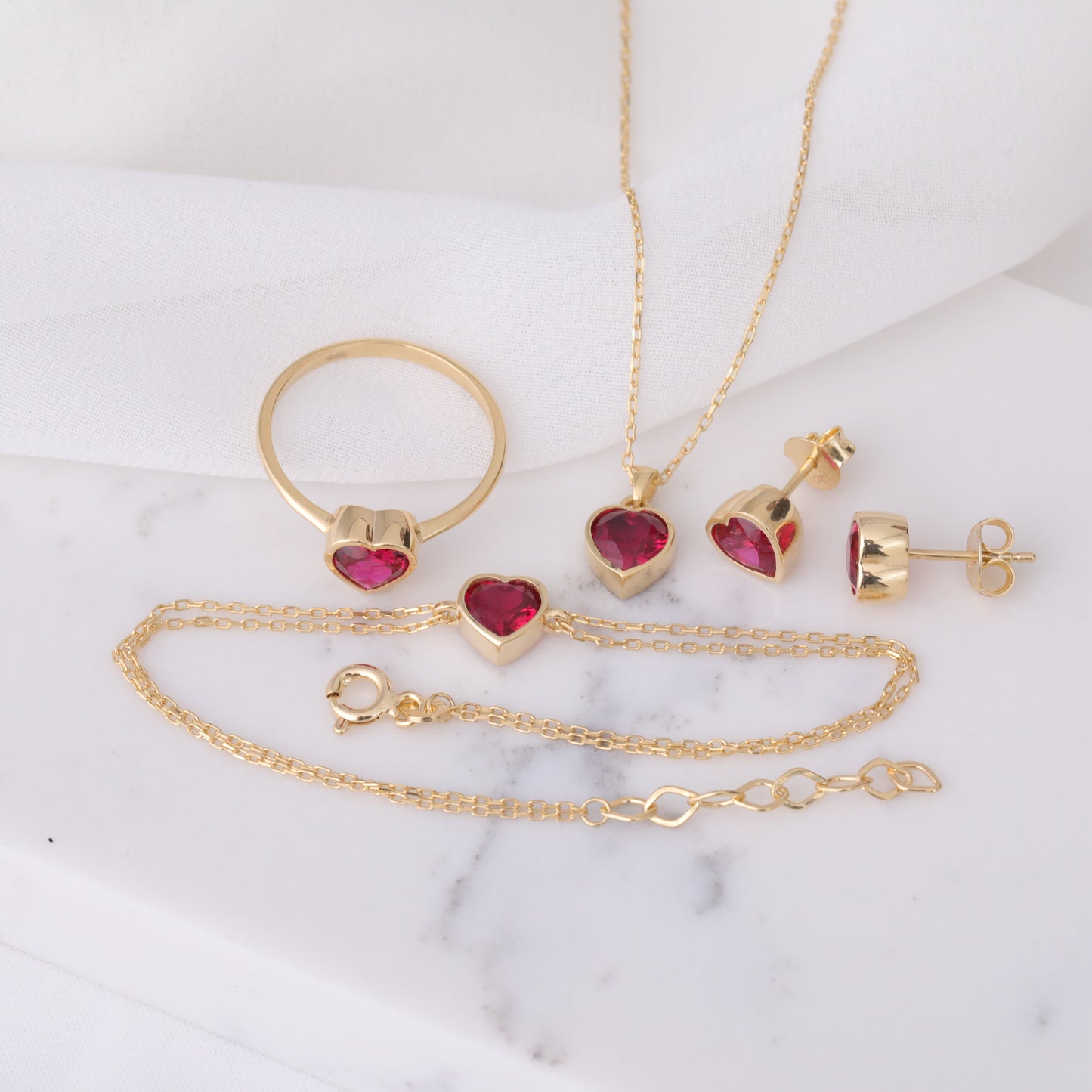 Heart Ruby Bezel Ring in 14K Solid Gold, July Birthstone Jewelry Queen Jewelry Rings
